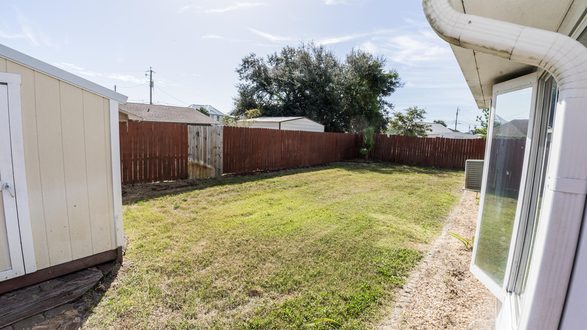 TREASURE ISLAND - Residential