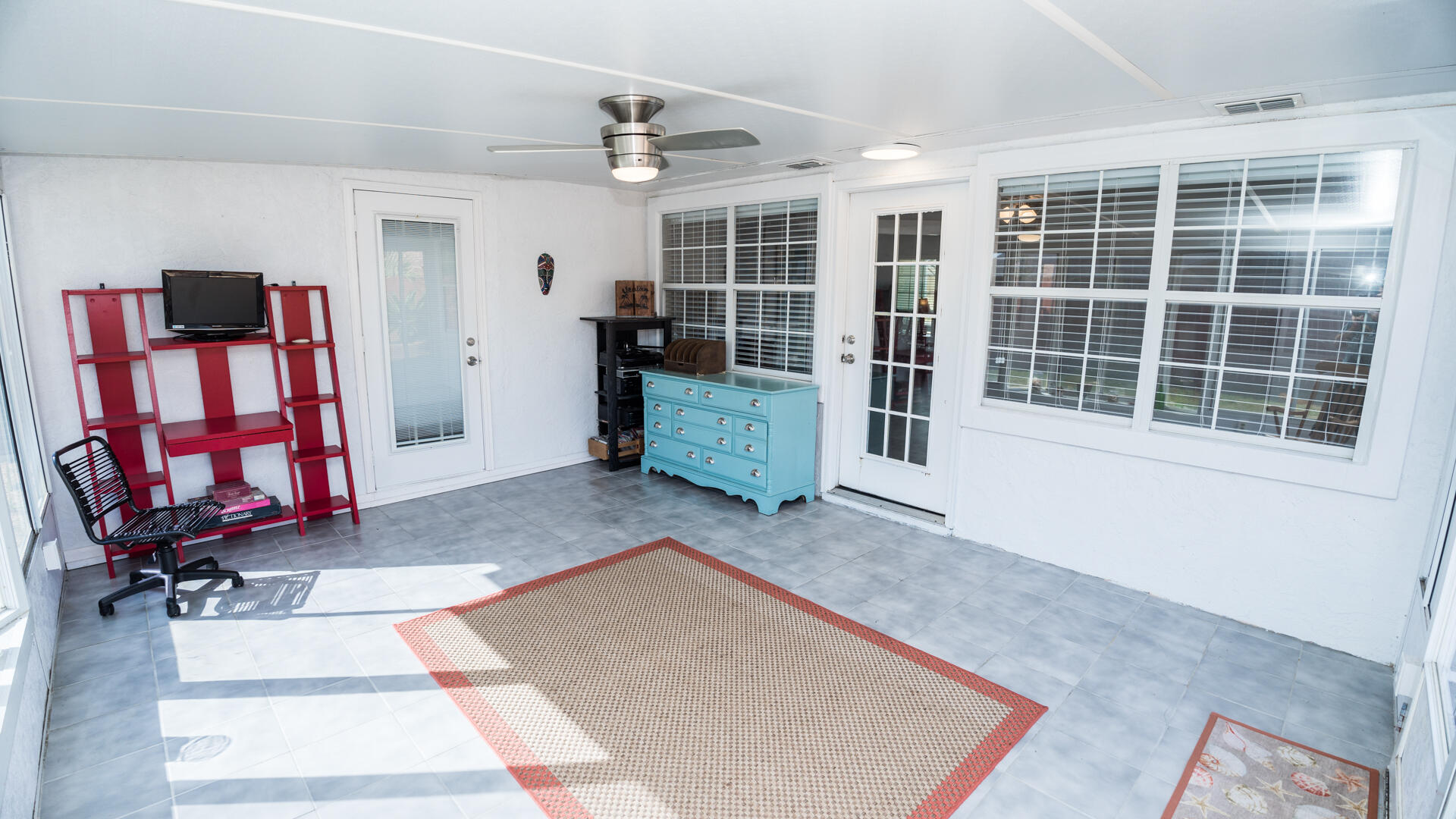 TREASURE ISLAND - Residential