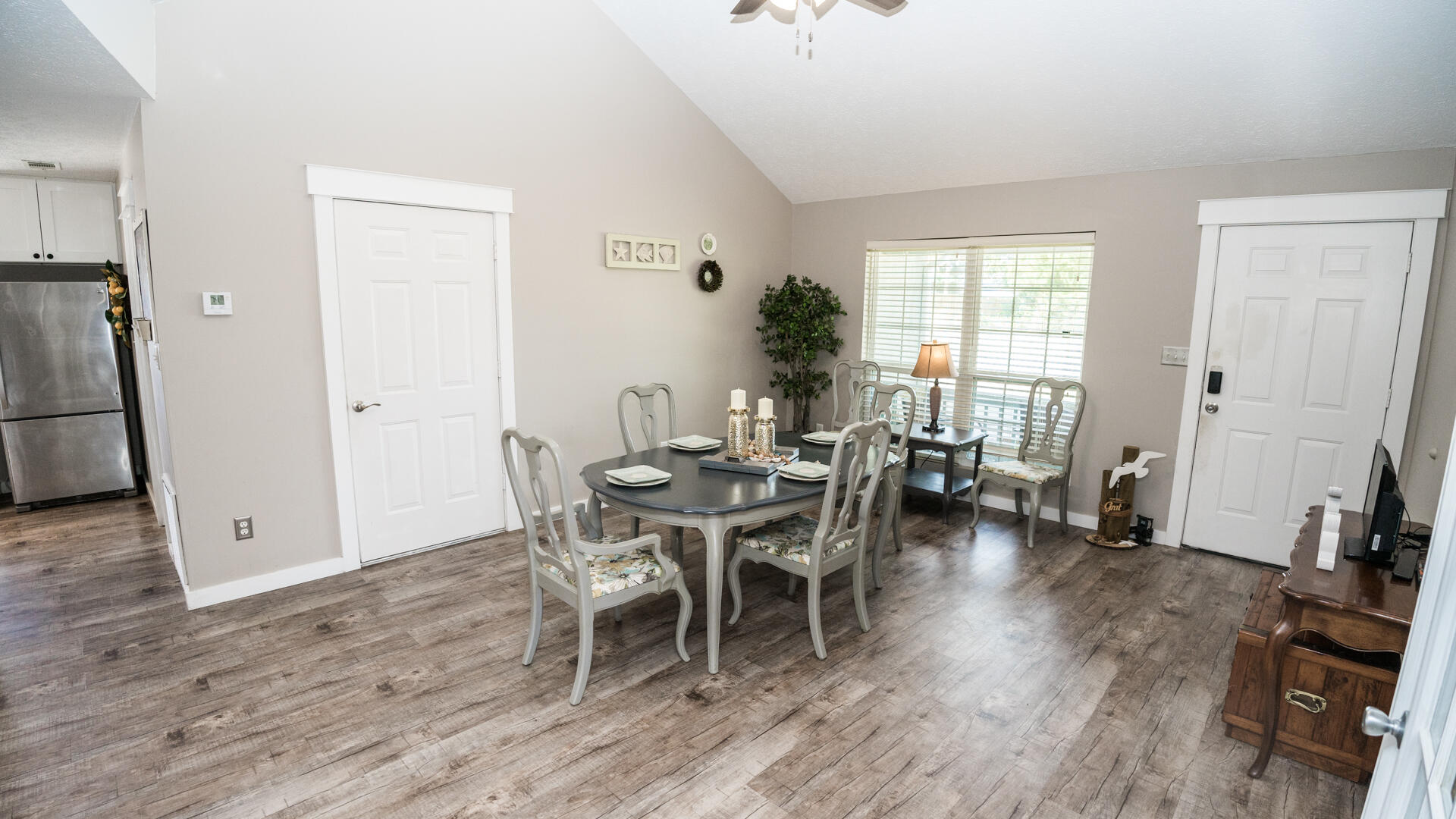 TREASURE ISLAND - Residential