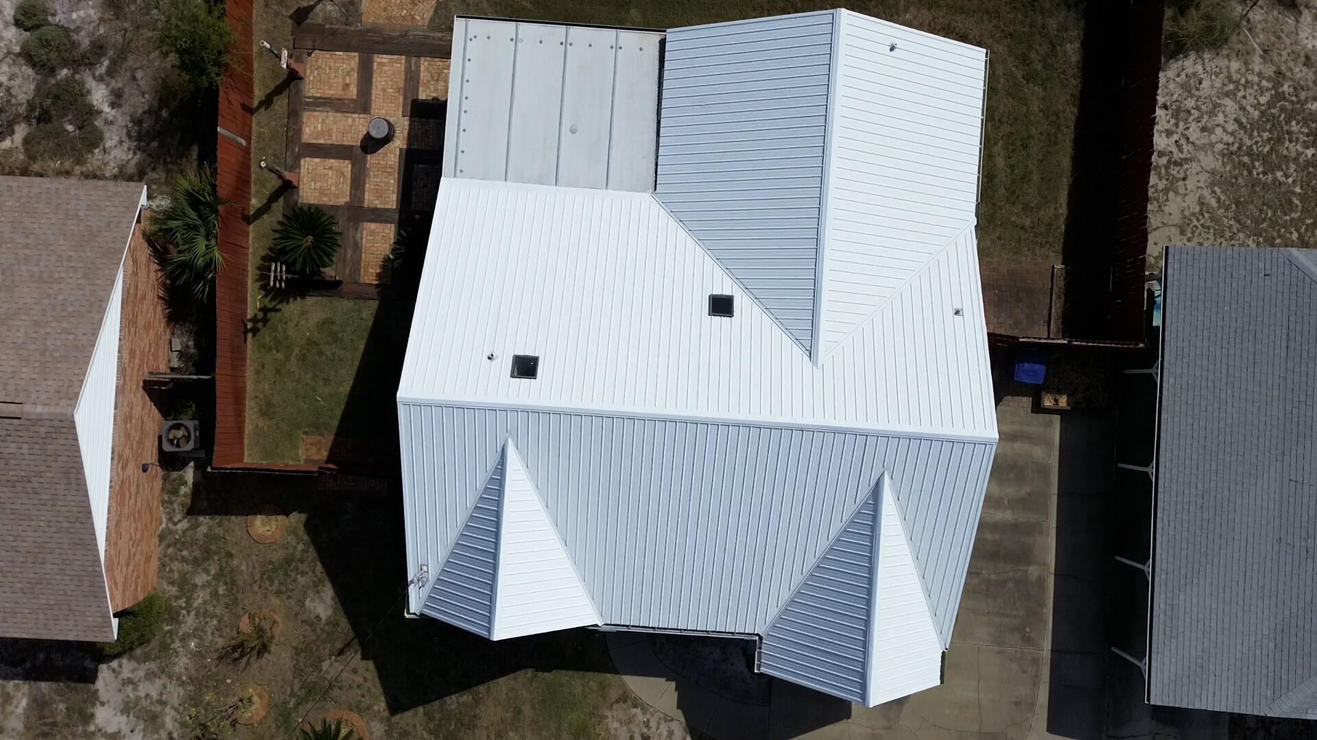 TREASURE ISLAND - Residential