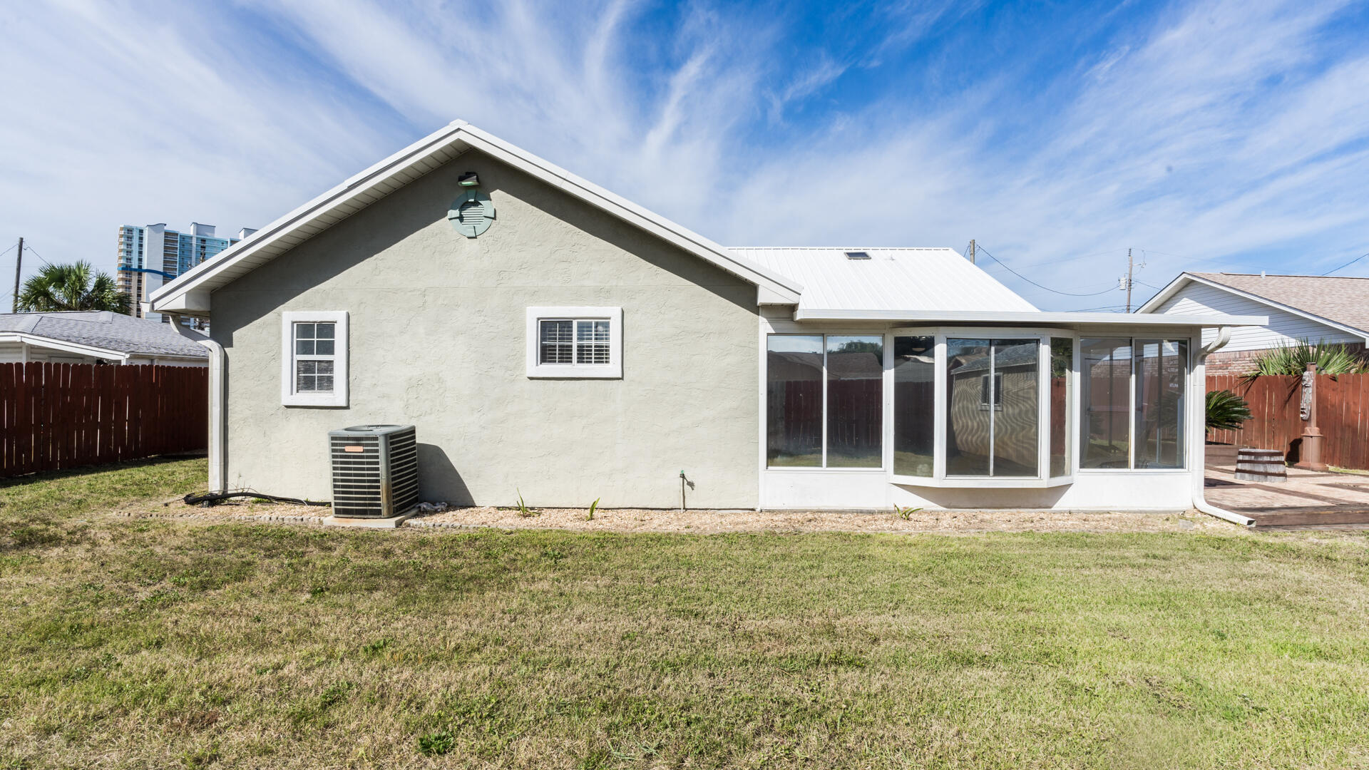 TREASURE ISLAND - Residential