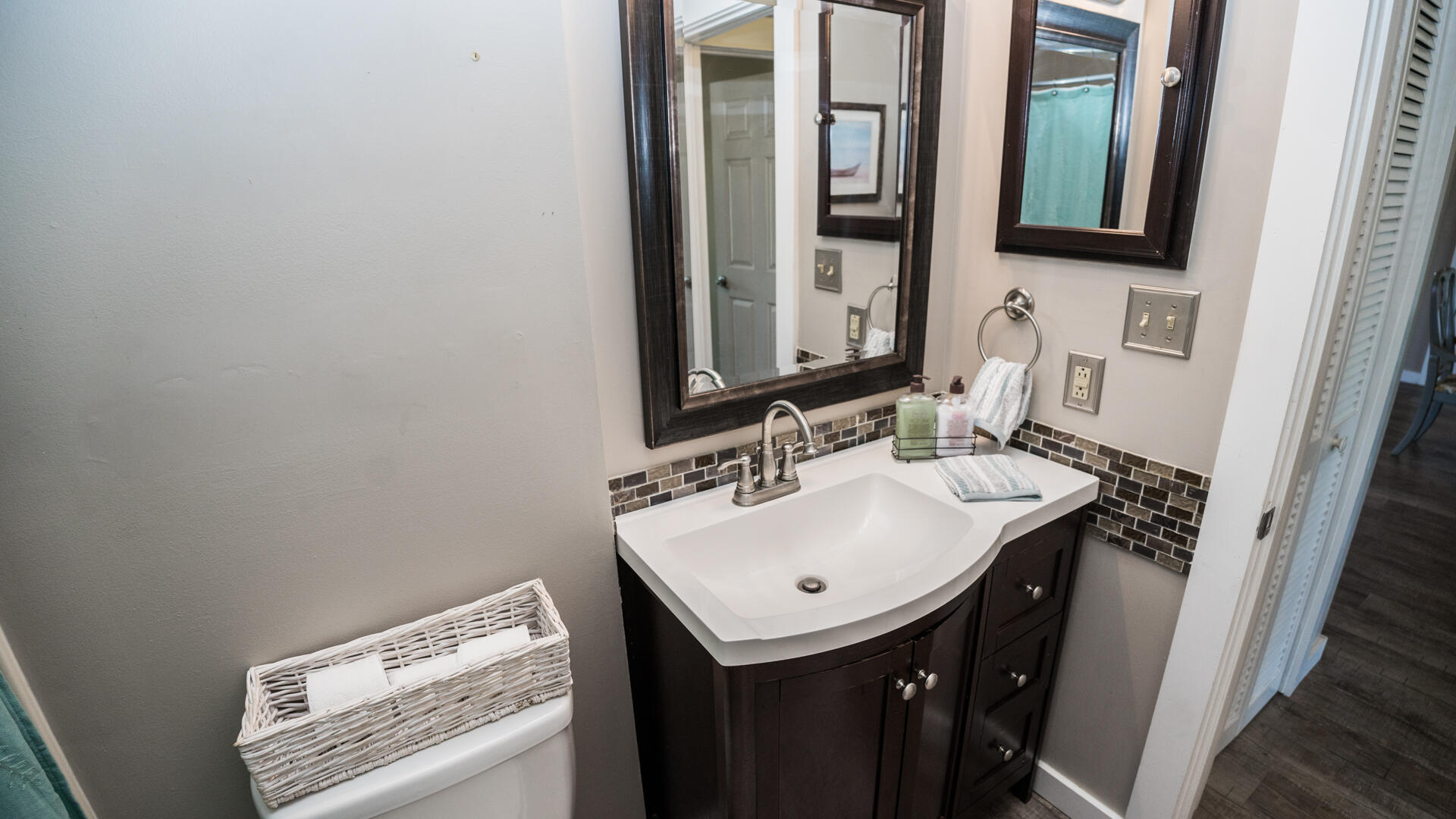 TREASURE ISLAND - Residential