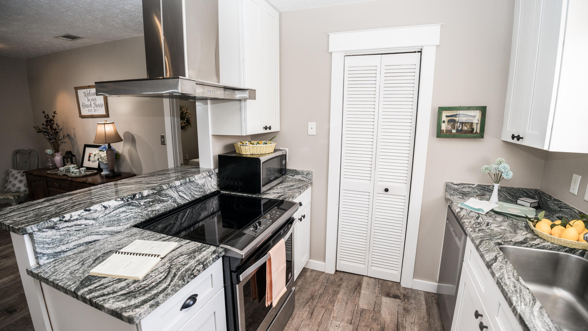 TREASURE ISLAND - Residential