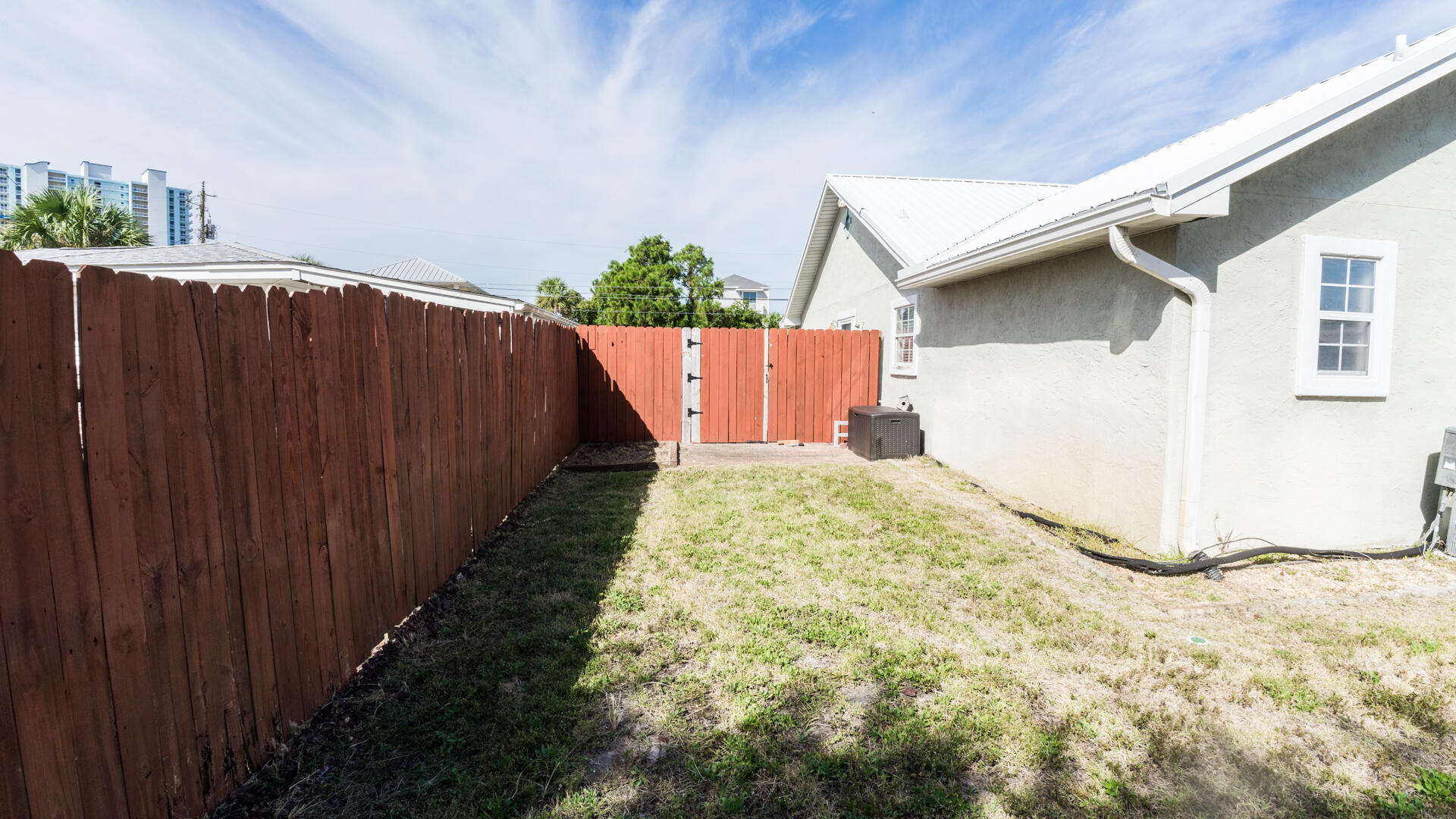 TREASURE ISLAND - Residential