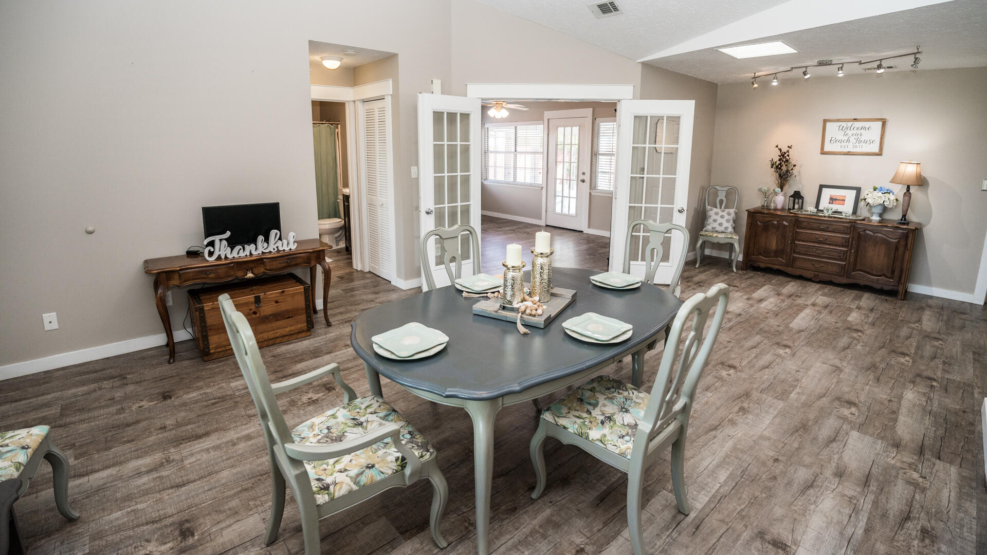 TREASURE ISLAND - Residential