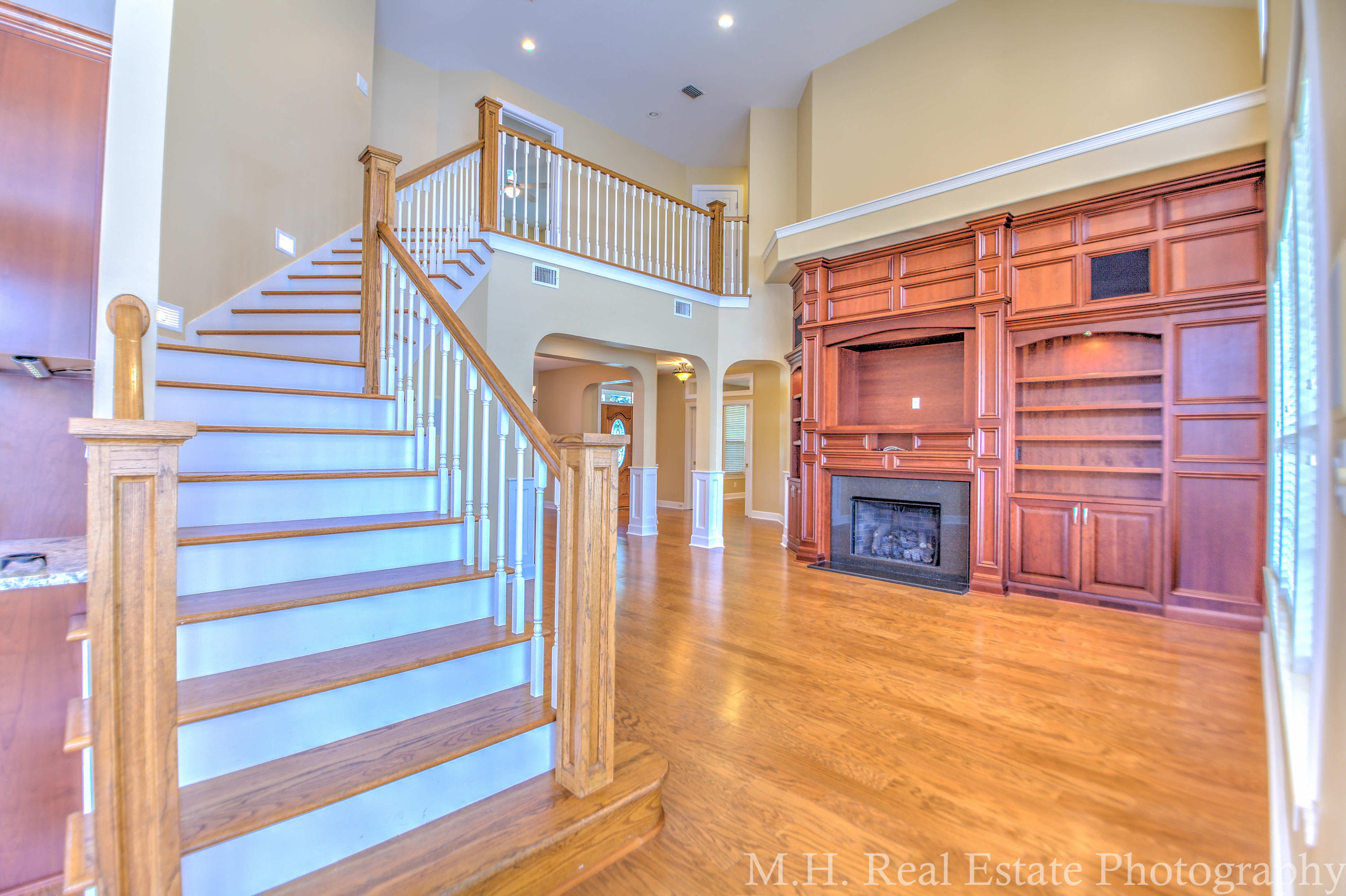 CINCO RIDGE ESTATES - Residential