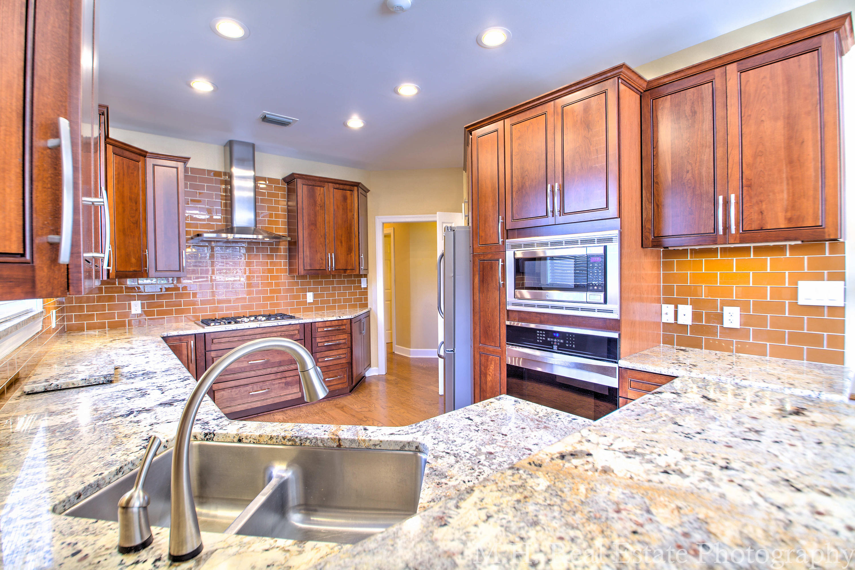 CINCO RIDGE ESTATES - Residential