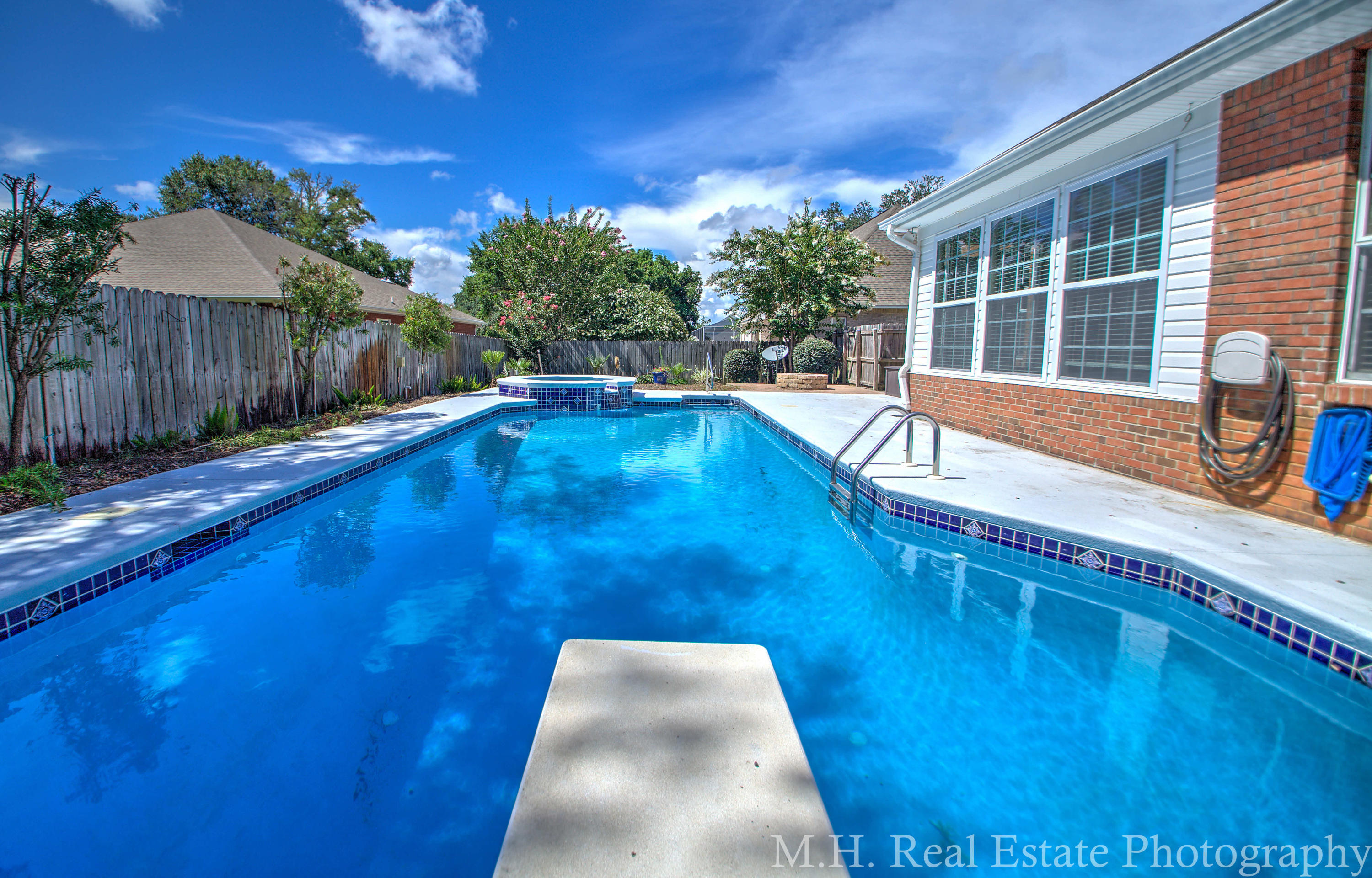 CINCO RIDGE ESTATES - Residential