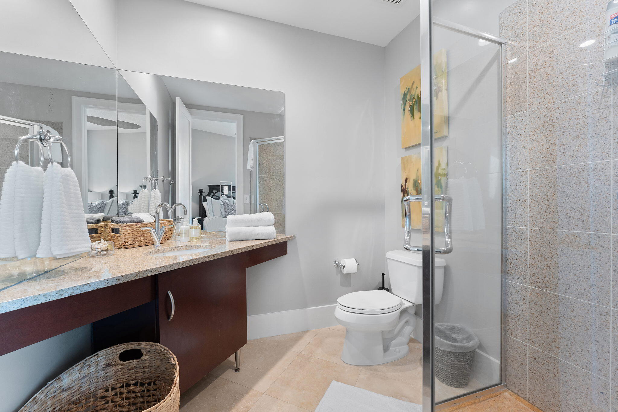 Bella Luna Condos - Residential