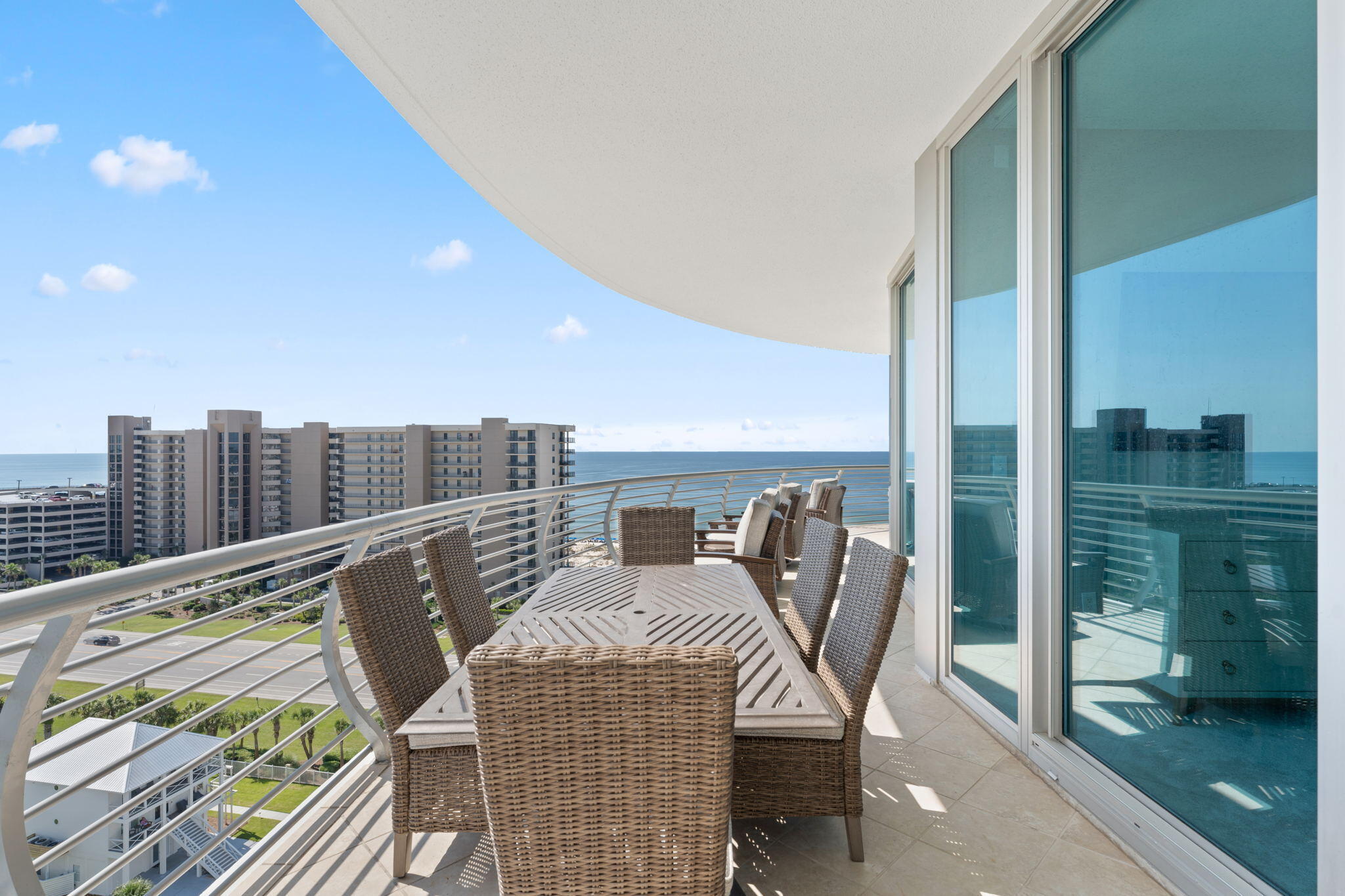 Bella Luna Condos - Residential