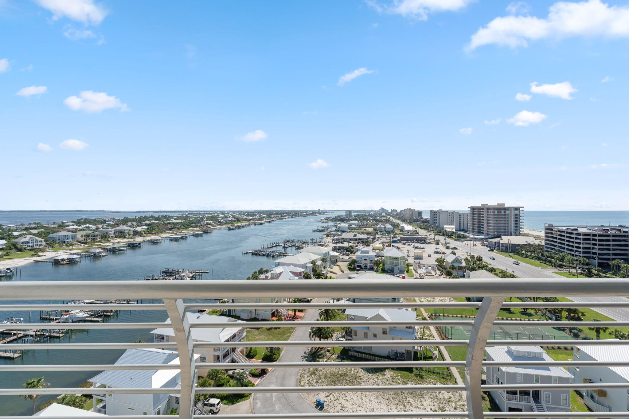 Bella Luna Condos - Residential