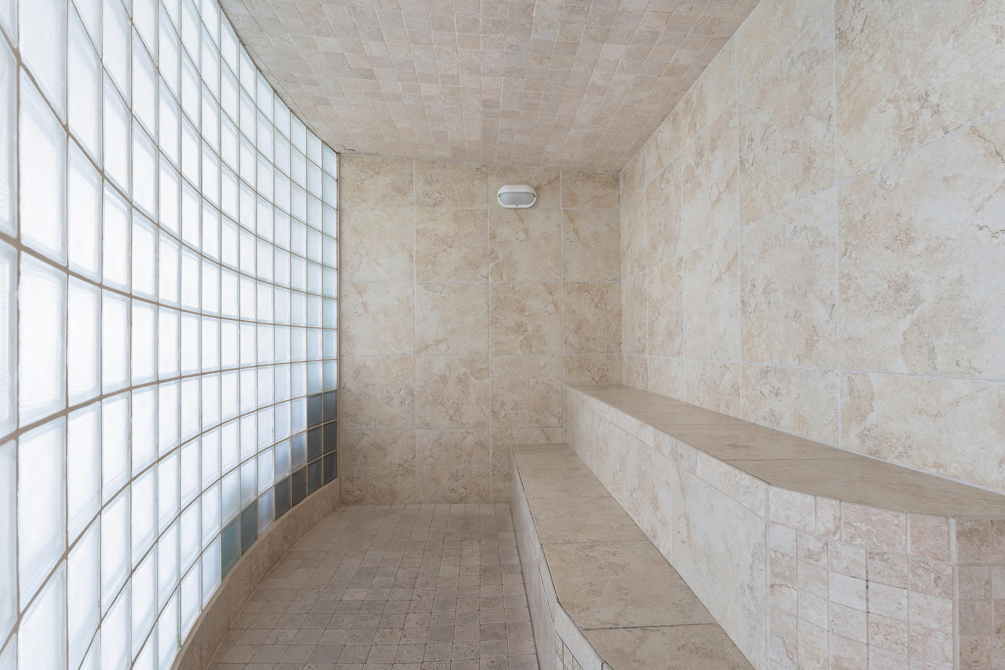 Bella Luna Condos - Residential