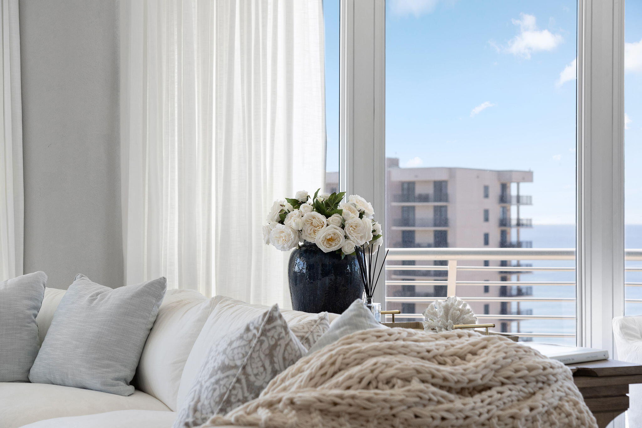 Bella Luna Condos - Residential