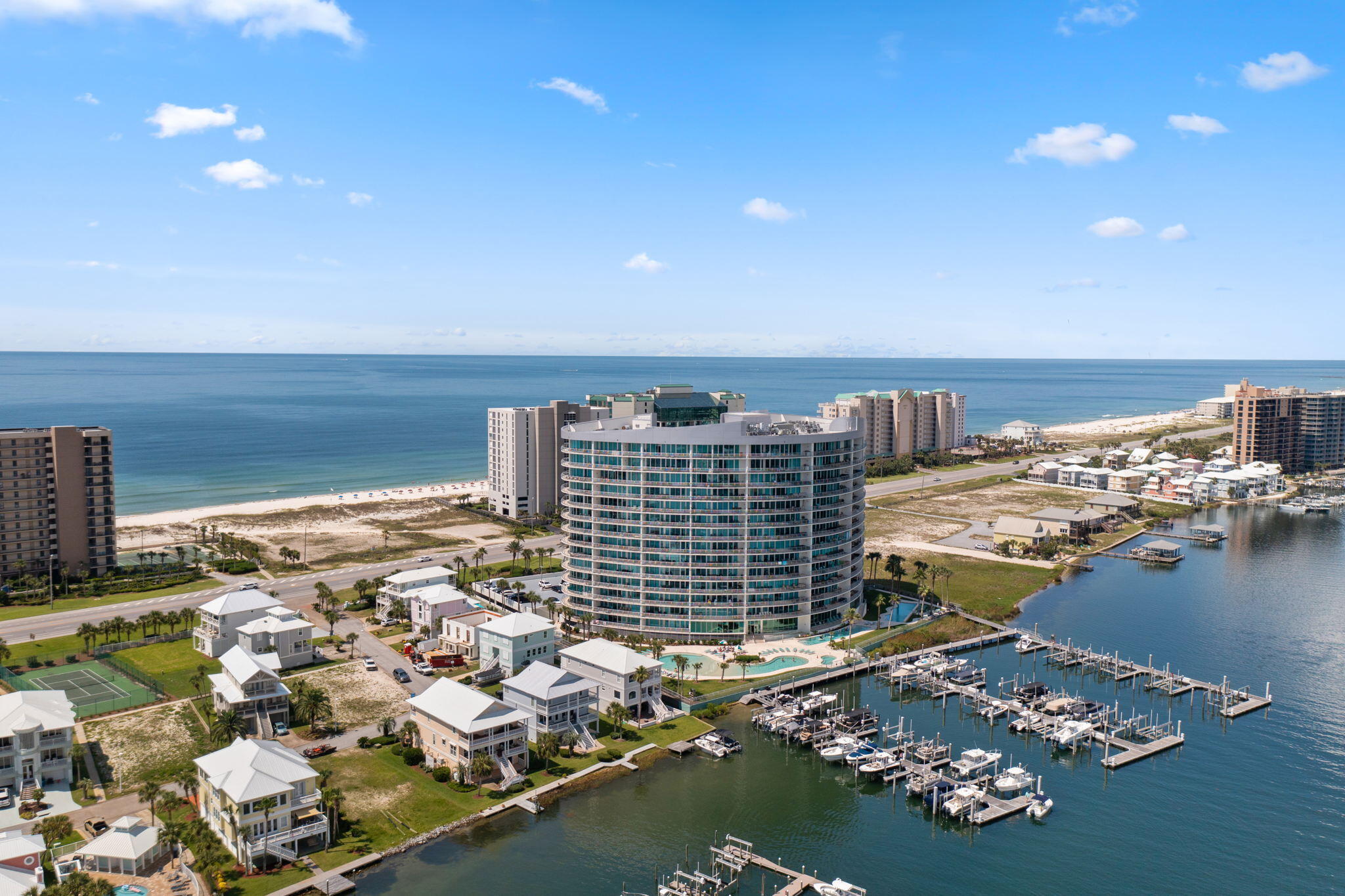 Bella Luna Condos - Residential