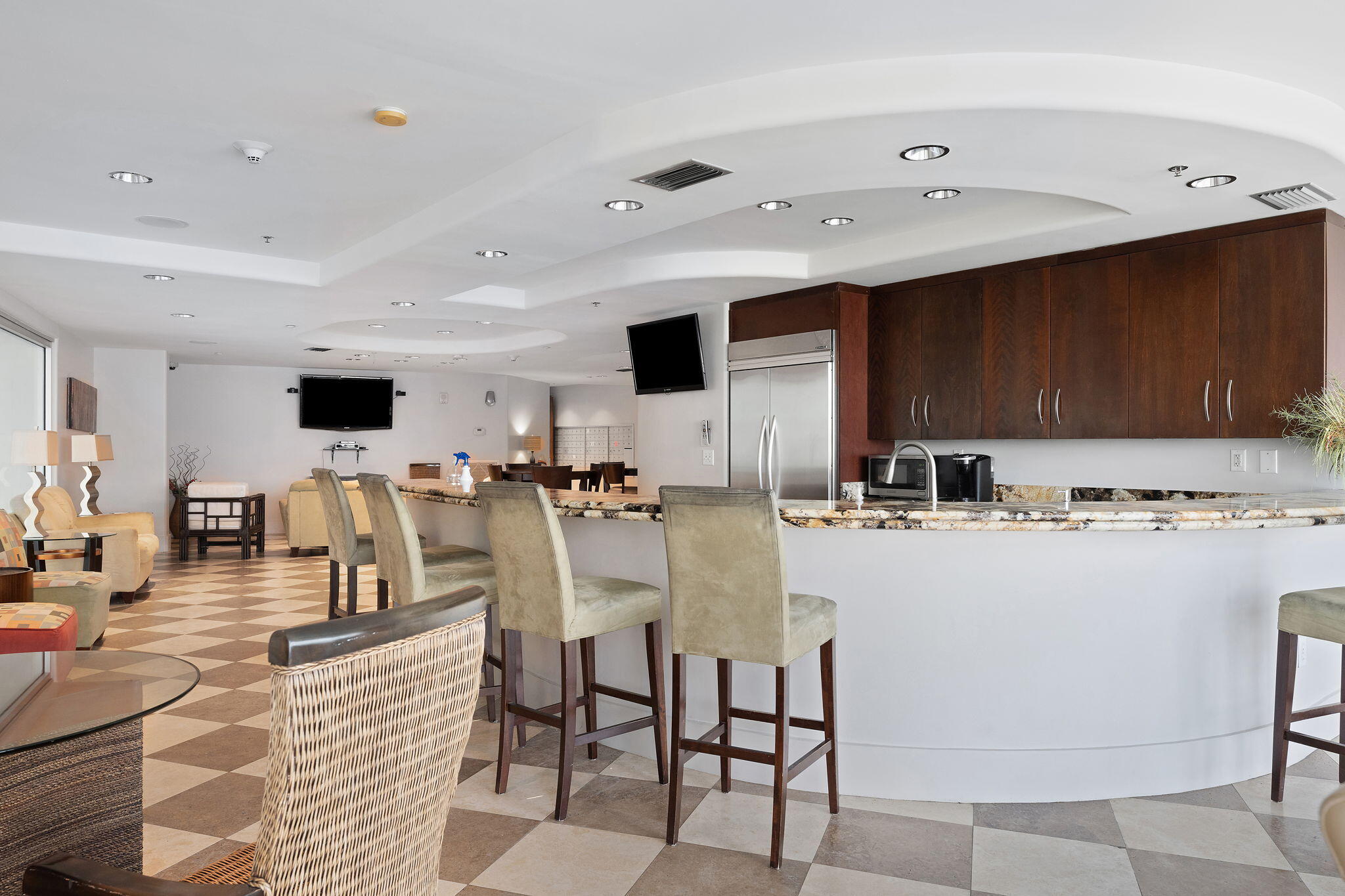 Bella Luna Condos - Residential