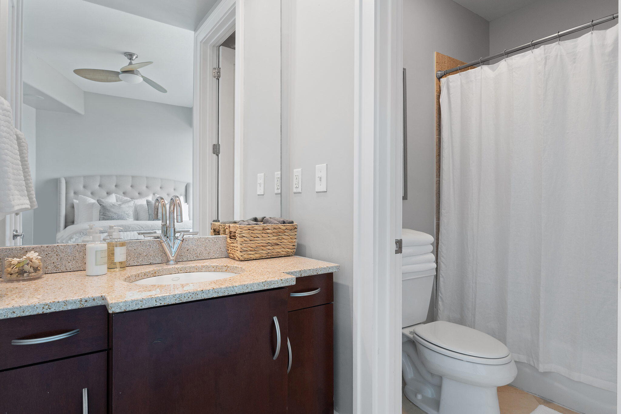 Bella Luna Condos - Residential