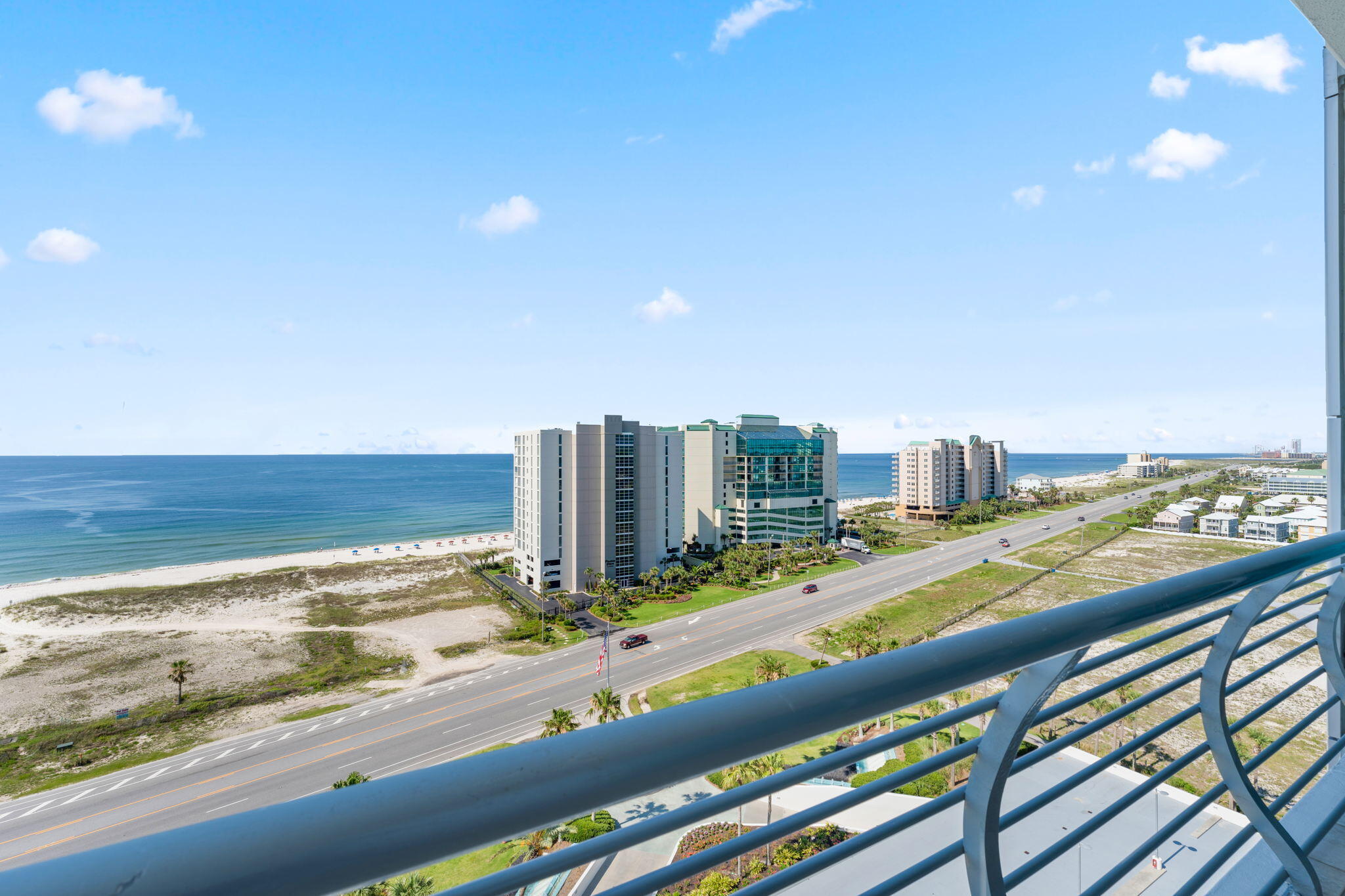 Bella Luna Condos - Residential