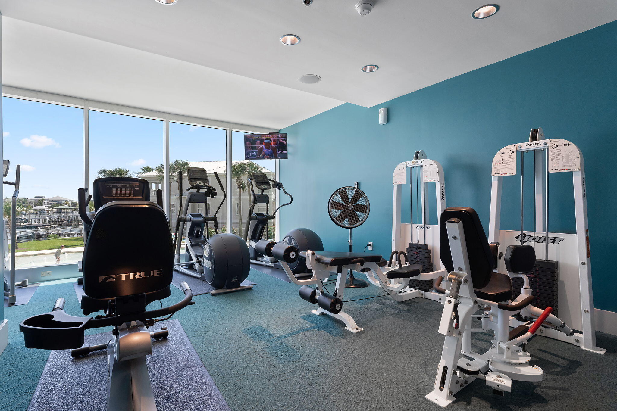 Bella Luna Condos - Residential