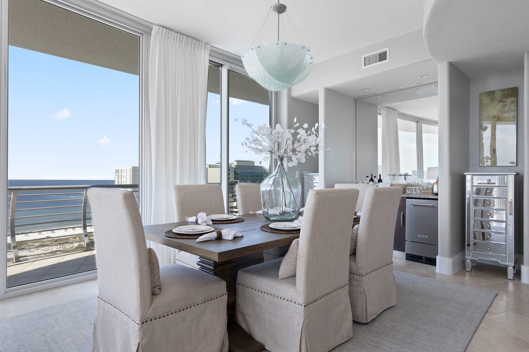 Bella Luna Condos - Residential