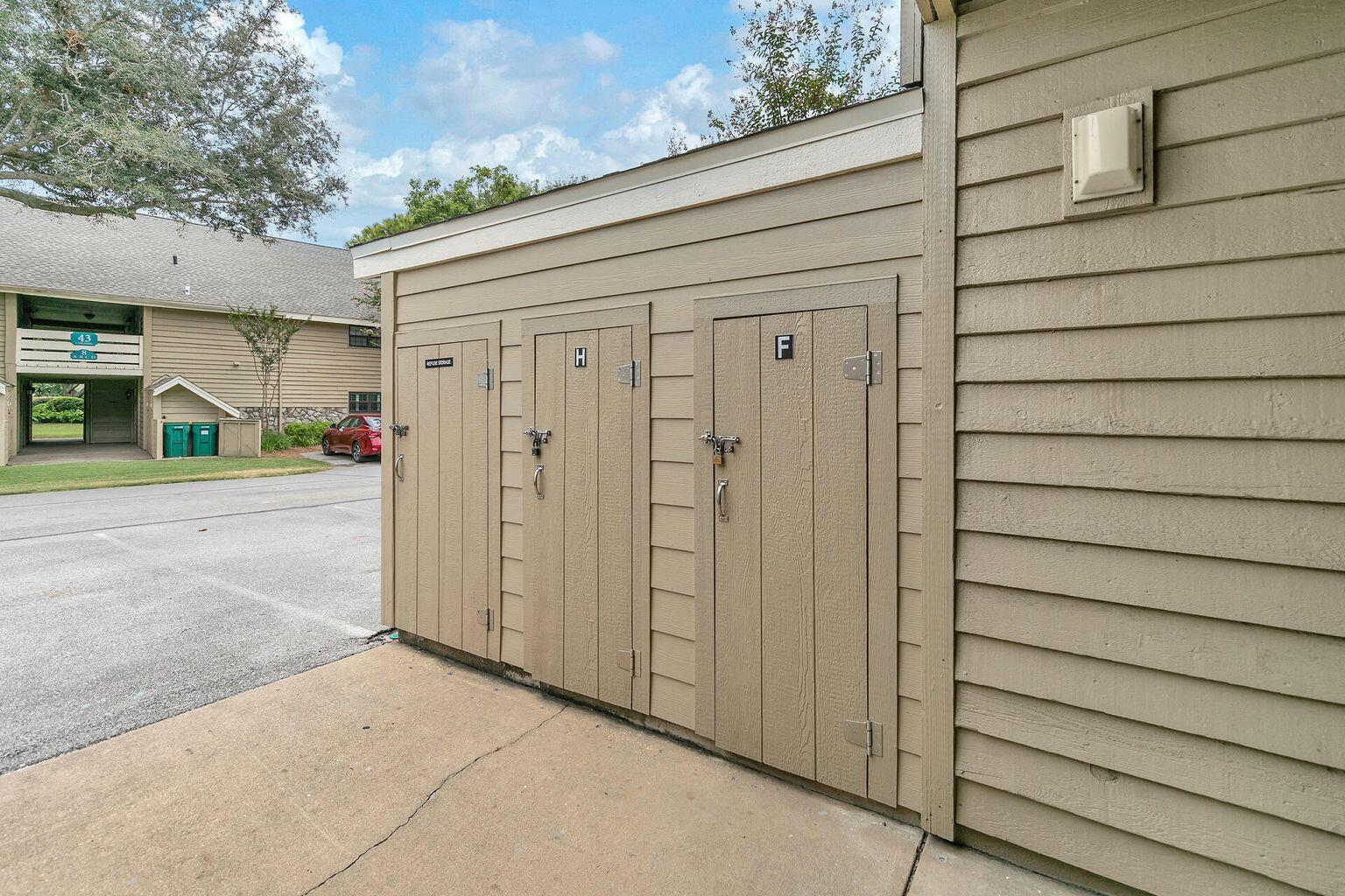 SEASCAPE CONDO FAIRWAYS AT - Residential