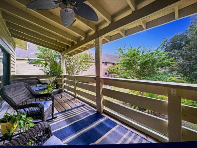 SEASCAPE CONDO FAIRWAYS AT - Residential