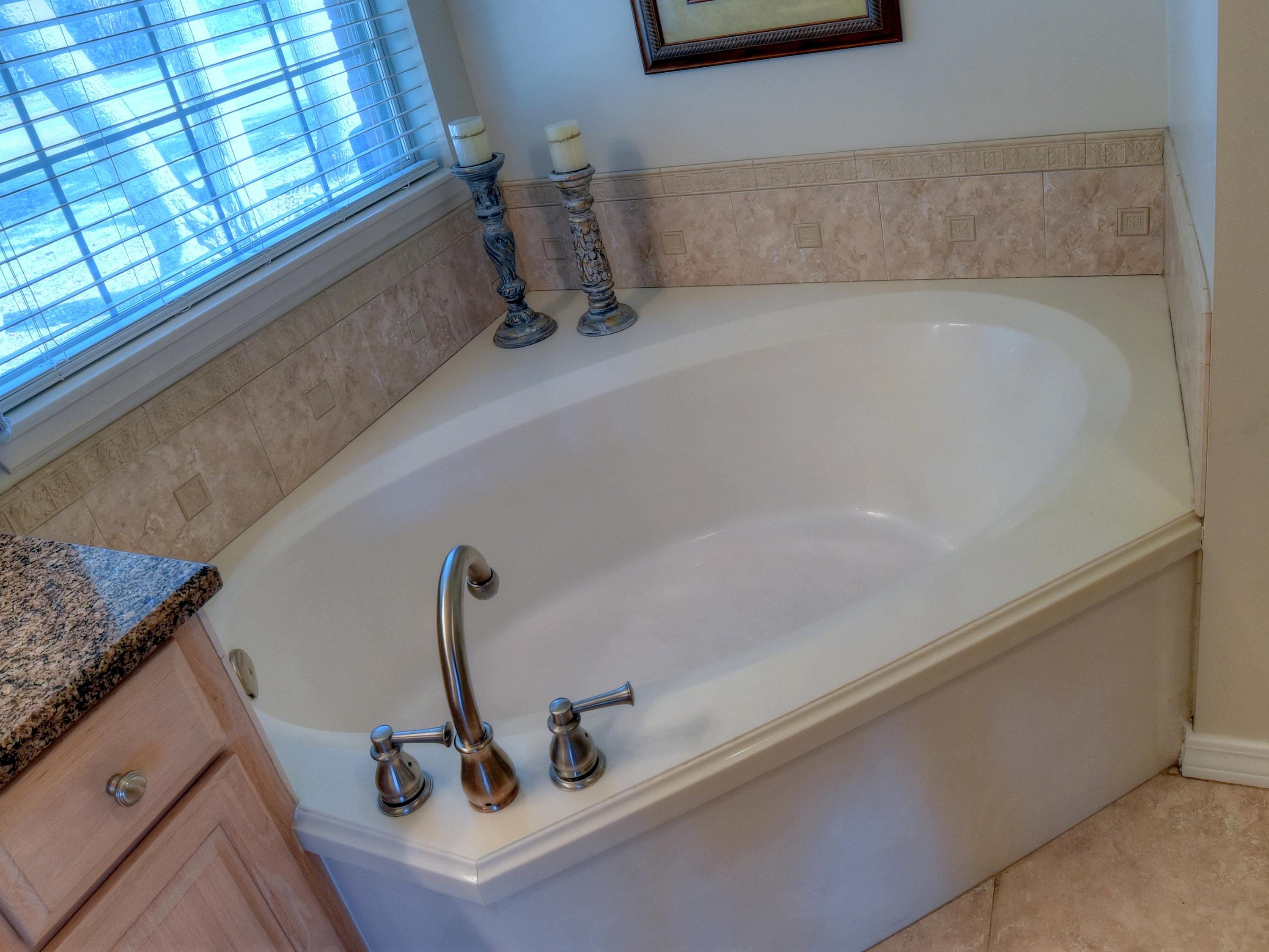 ST ANDREWS SOUTH BLUEWATER BAY 1 - Residential