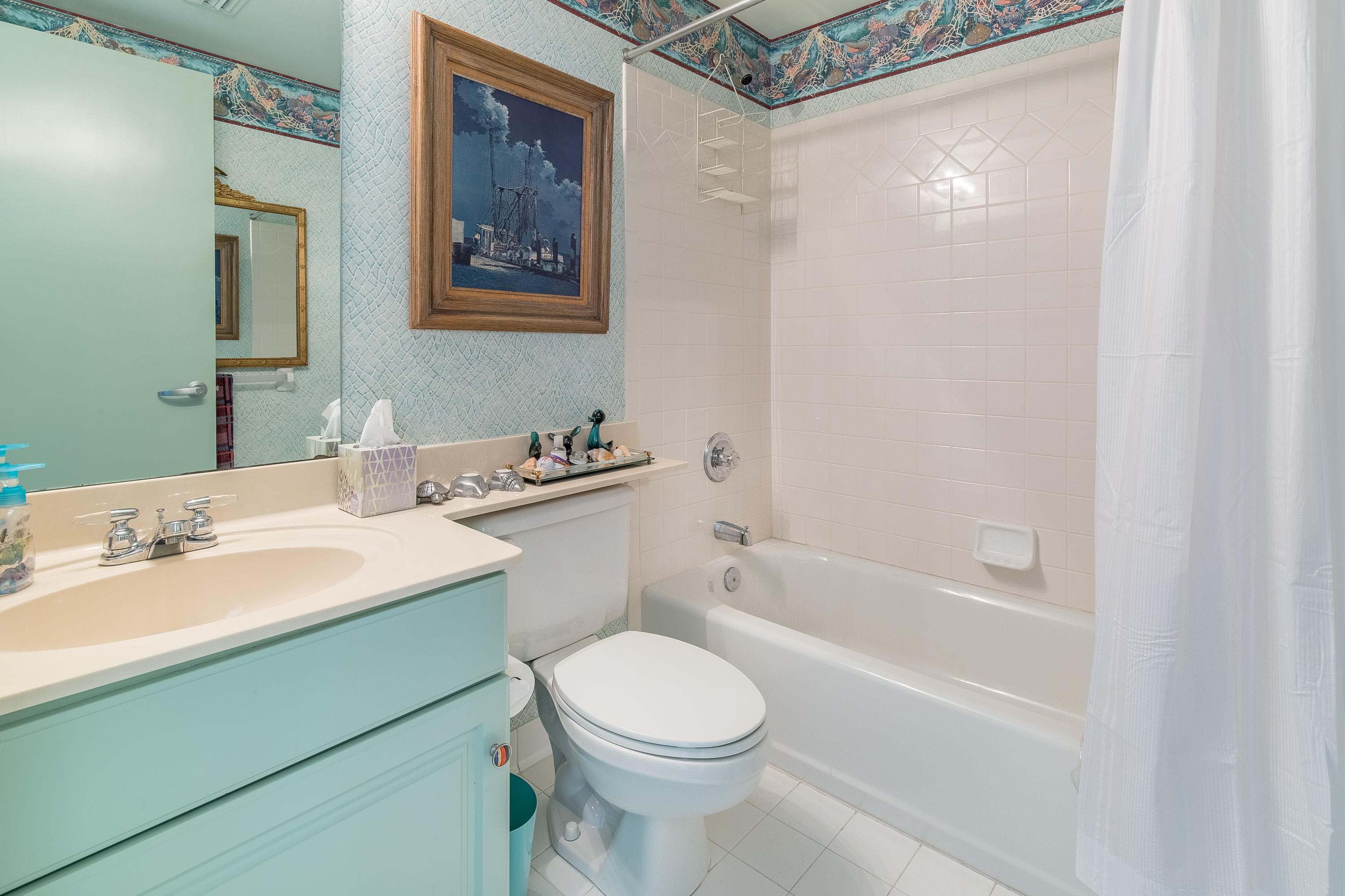 BELLE MER CONDOMINIUM - Residential