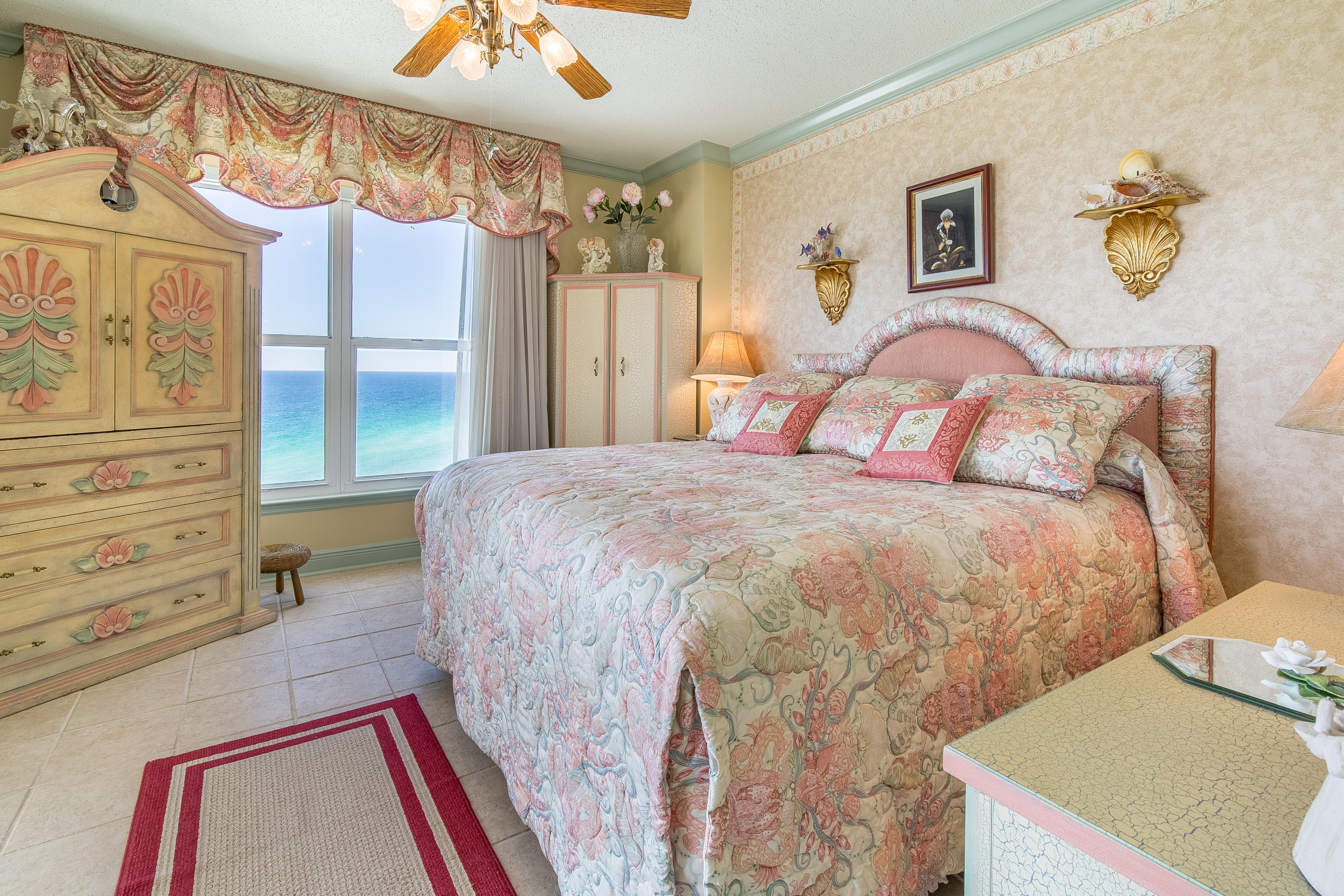 BELLE MER CONDOMINIUM - Residential