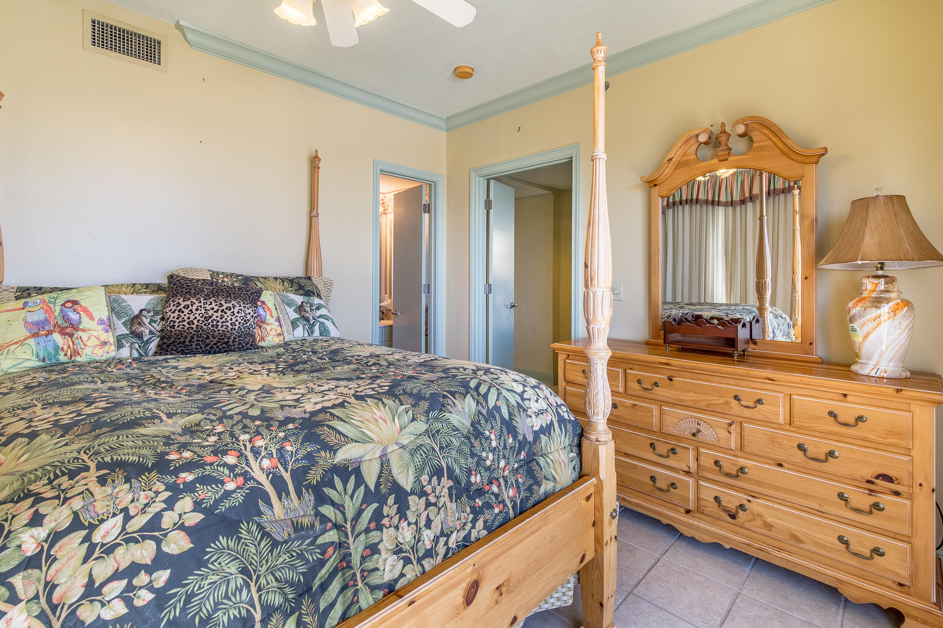 BELLE MER CONDOMINIUM - Residential