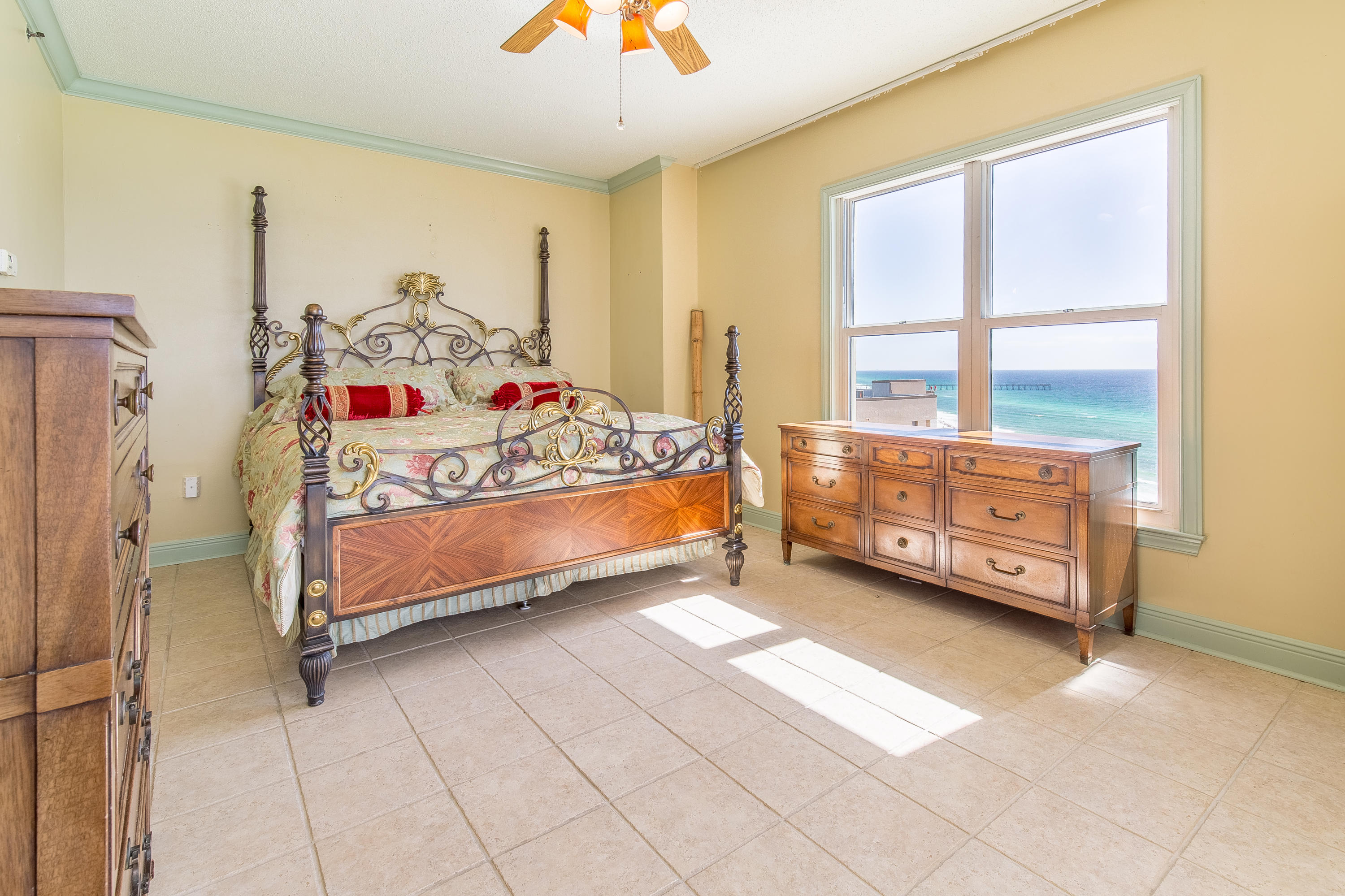 BELLE MER CONDOMINIUM - Residential