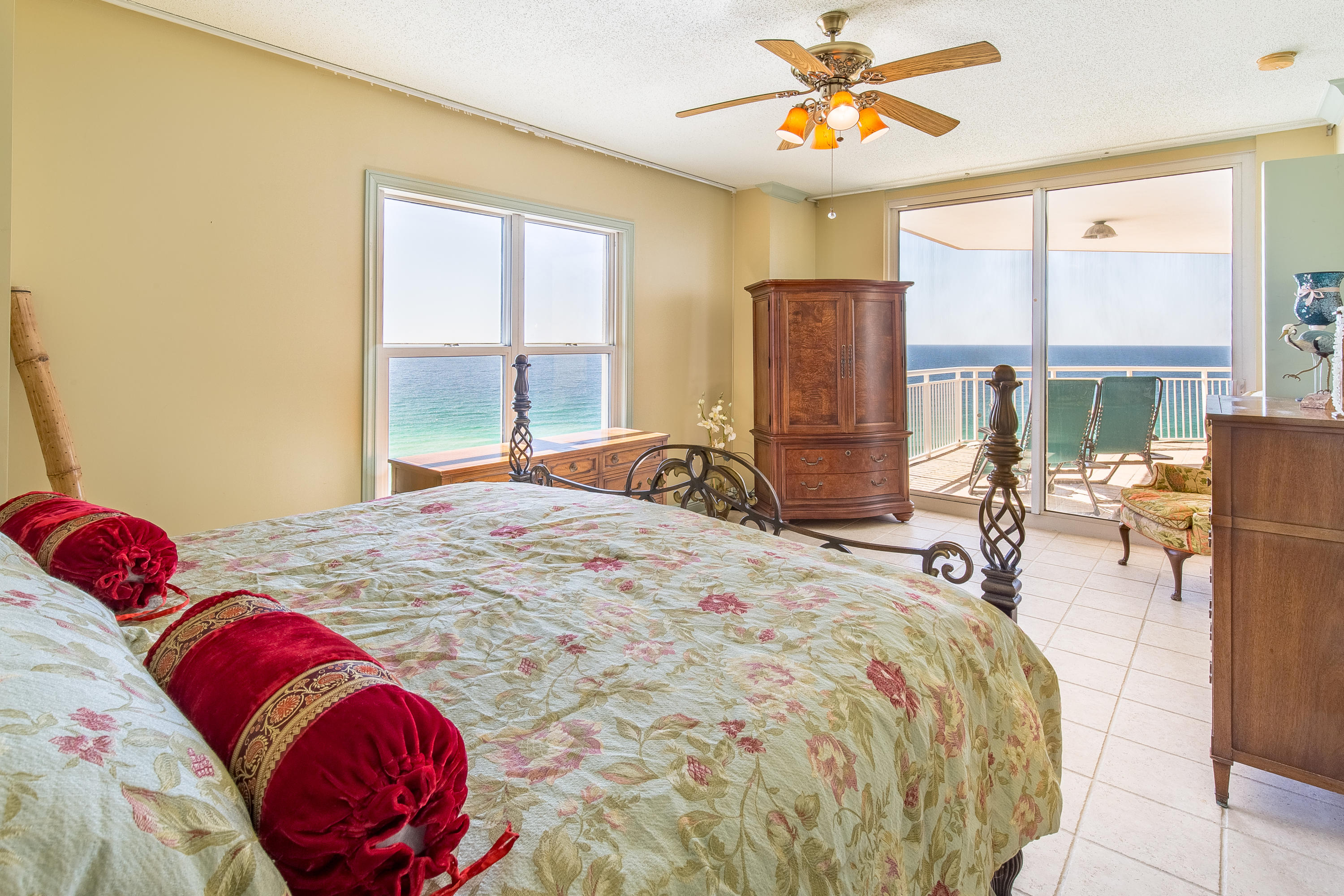 BELLE MER CONDOMINIUM - Residential