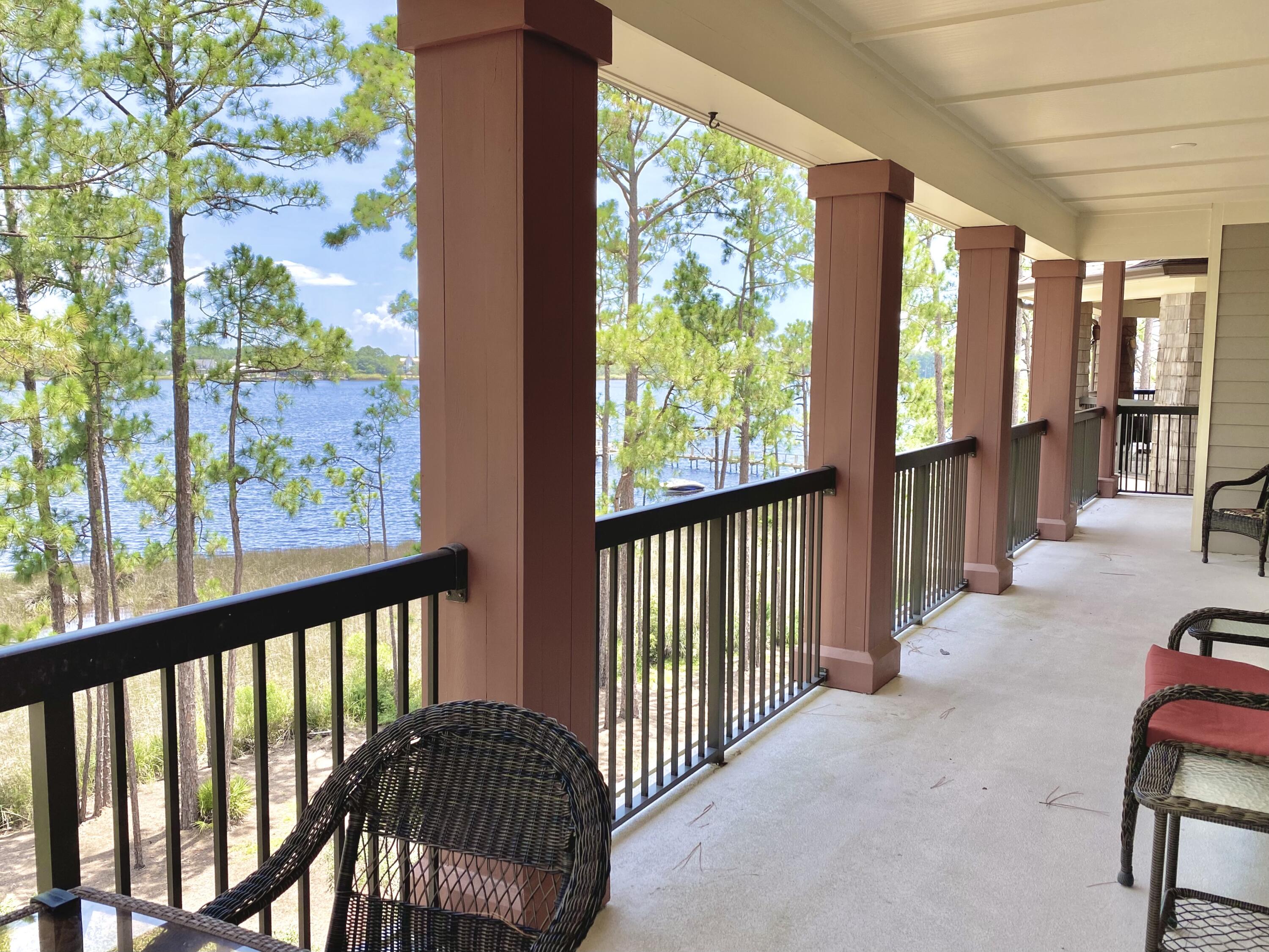 Beautiful top floor unit overlooking Lake Powell in the gated neighborhood of Wild Heron. Featuring a fully furnished 3 bedroom and 3 bathroom coastal craftsman unit that opens to a large wrap around balcony offering granite counters, travertine tile floors, high end stainless appliances and beautiful craftsman trim throughout. Entered for comp purposes.