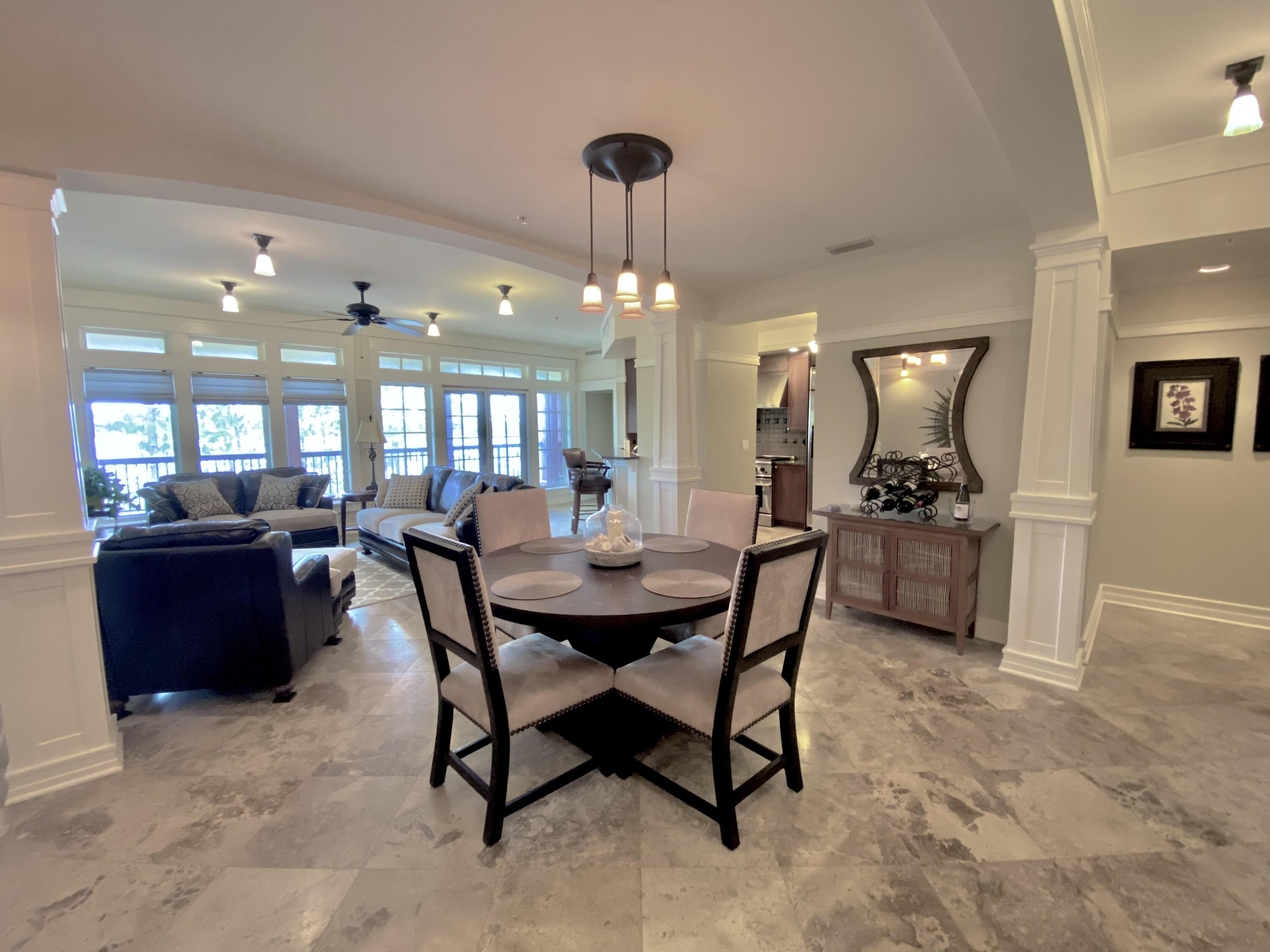 LAKESIDE LODGE AT PROSPECT POINT - Residential