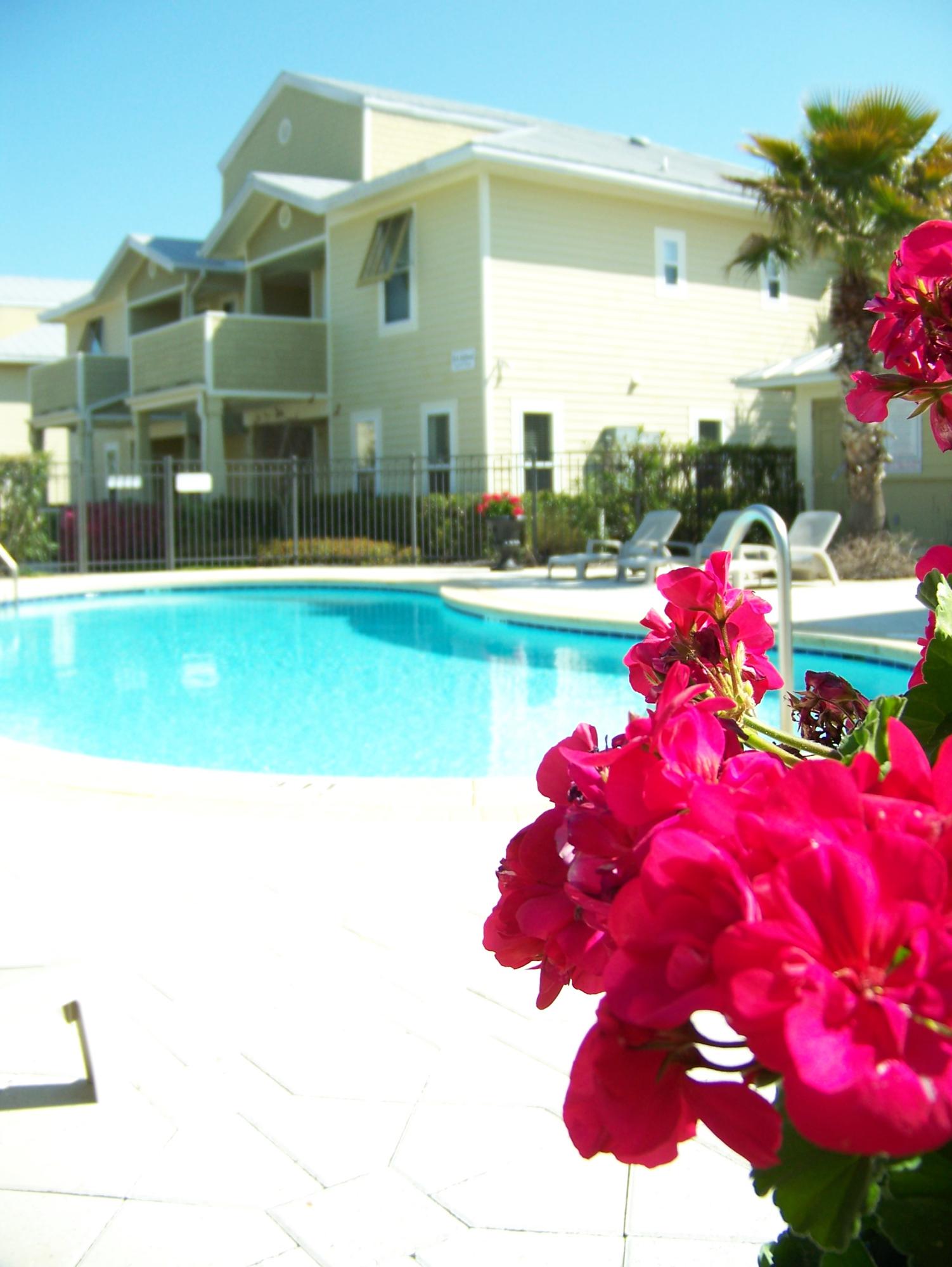 TopSail Village - Residential