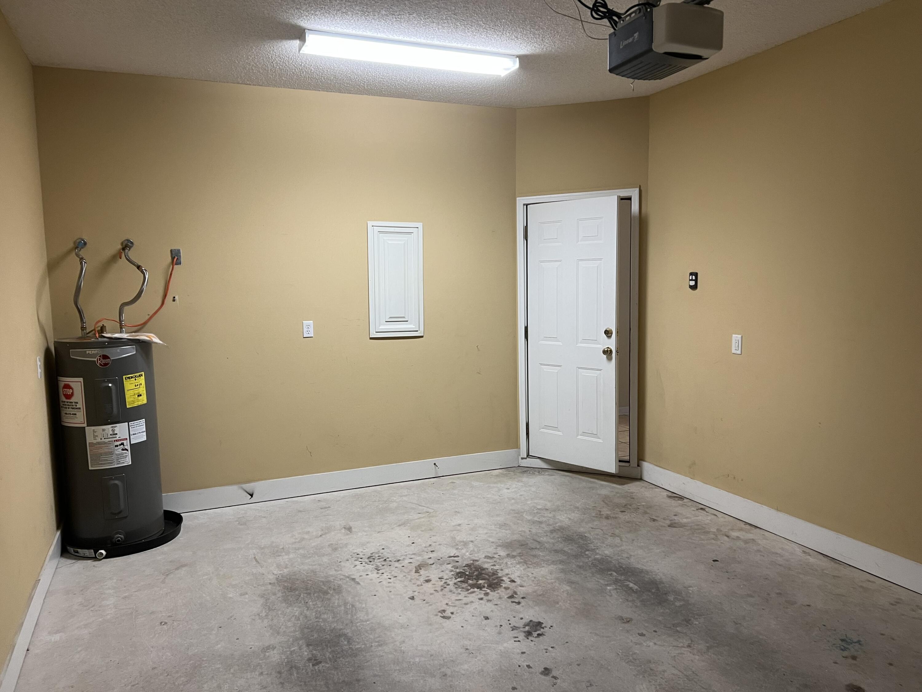 STONEGATE - Residential Lease