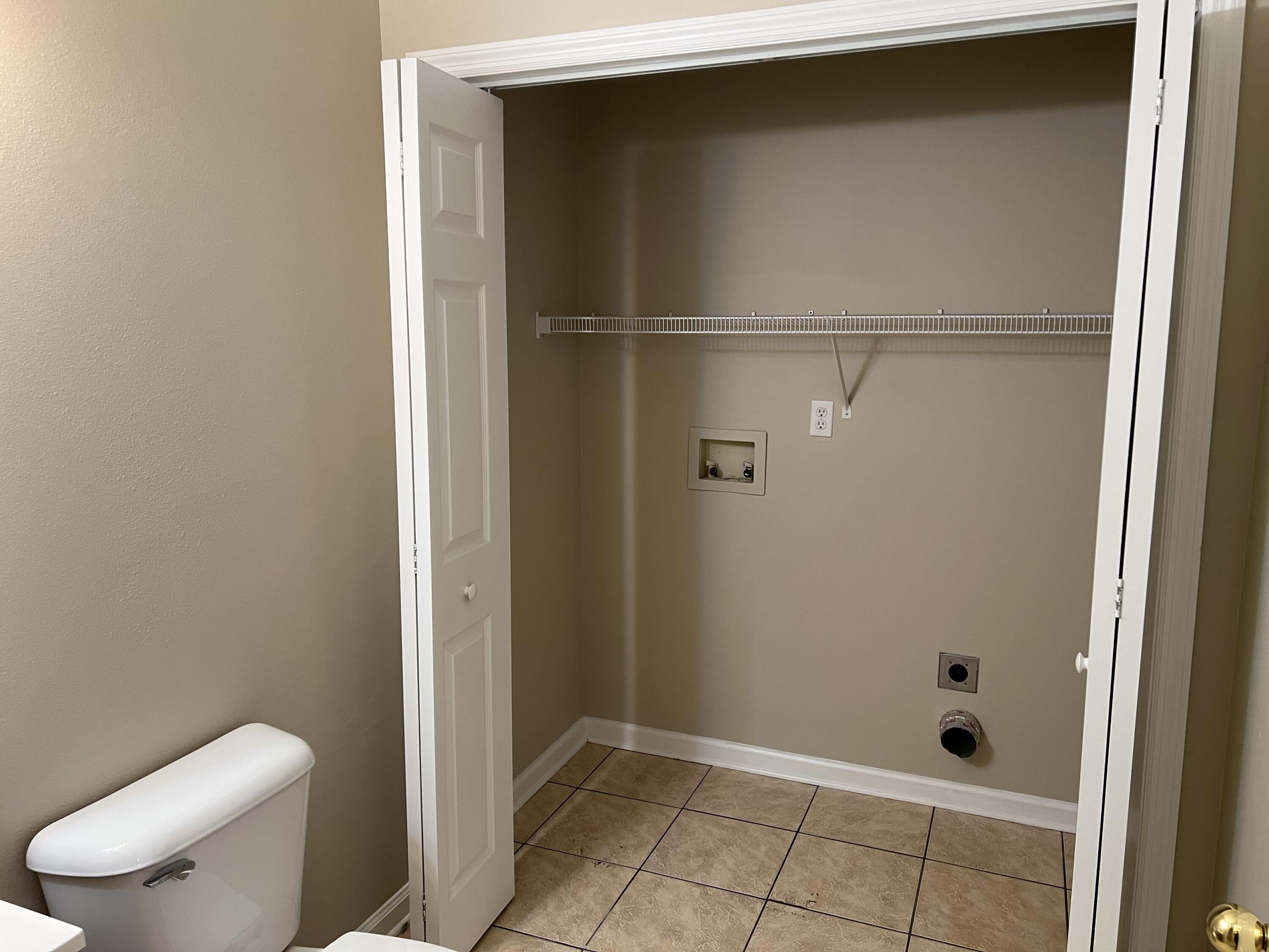 STONEGATE - Residential Lease