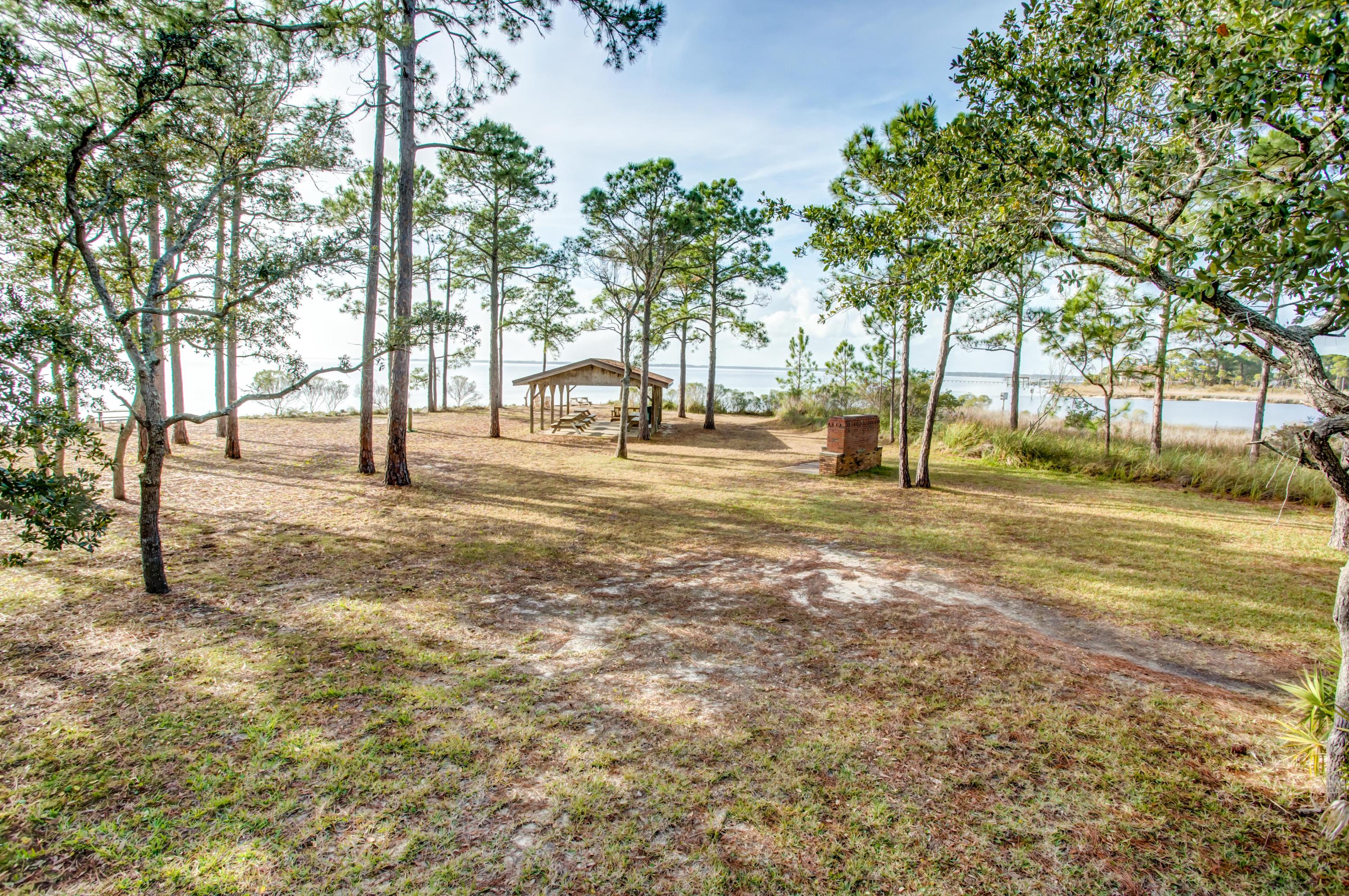 RAINTREE ESTATES - Residential