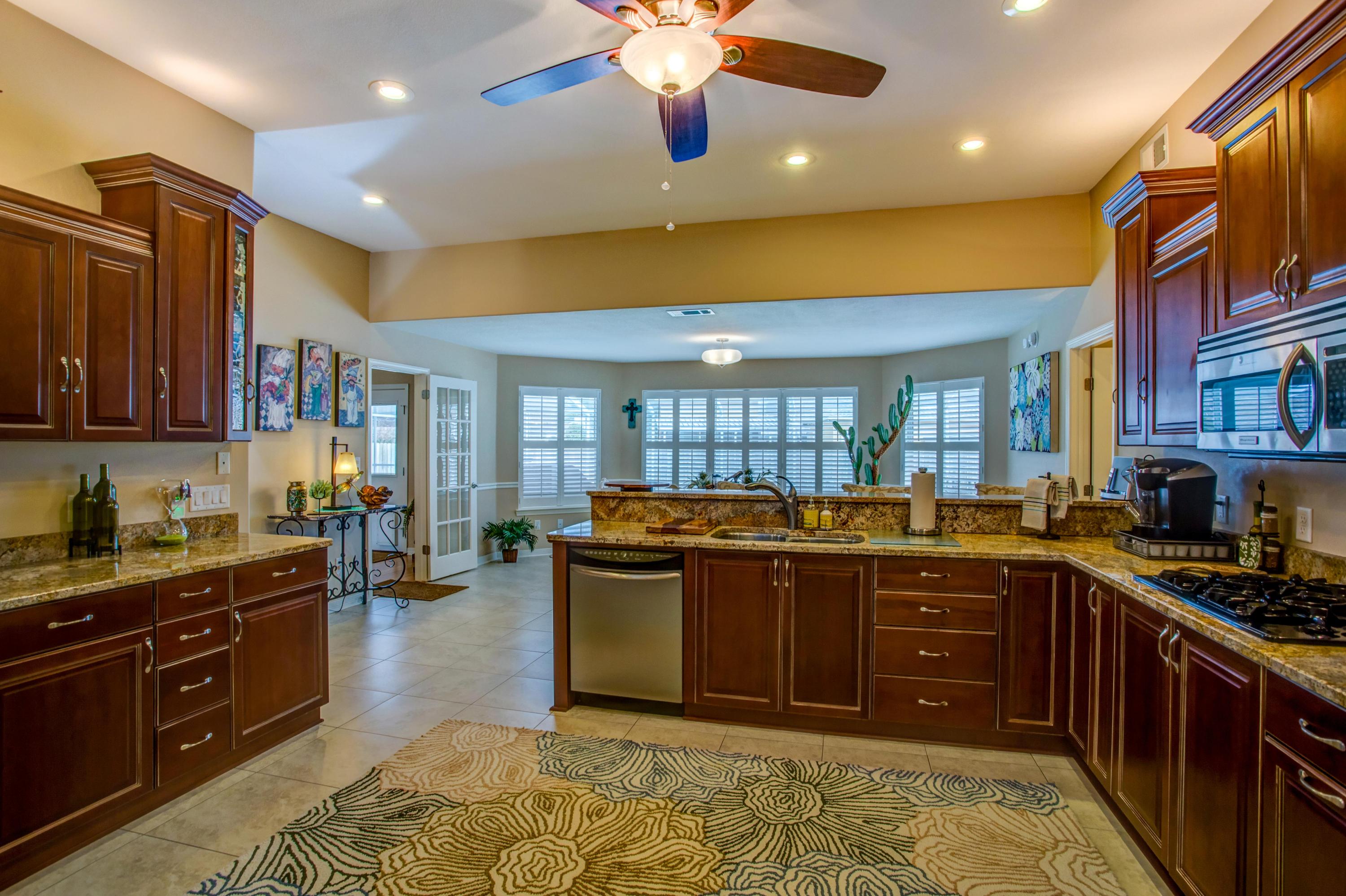 RAINTREE ESTATES - Residential