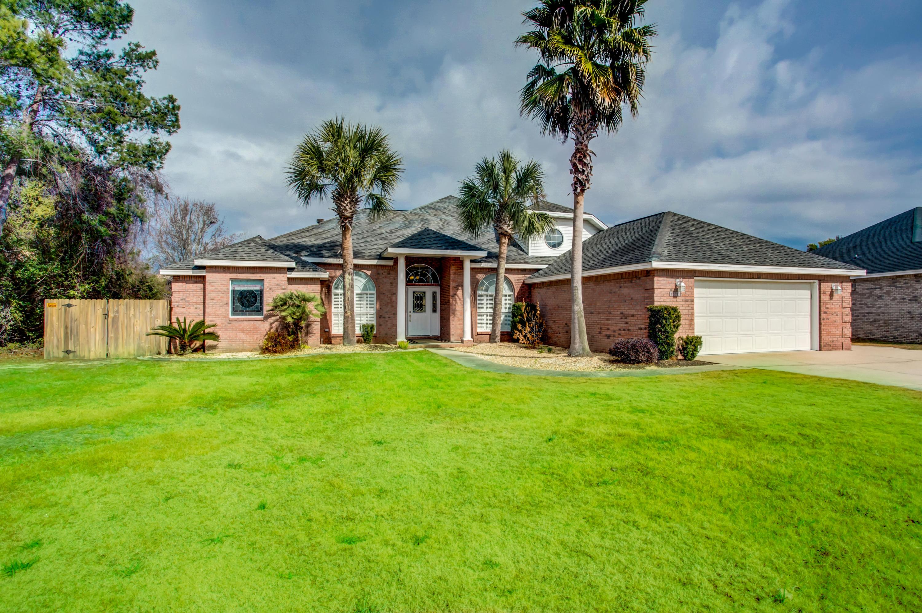 RAINTREE ESTATES - Residential