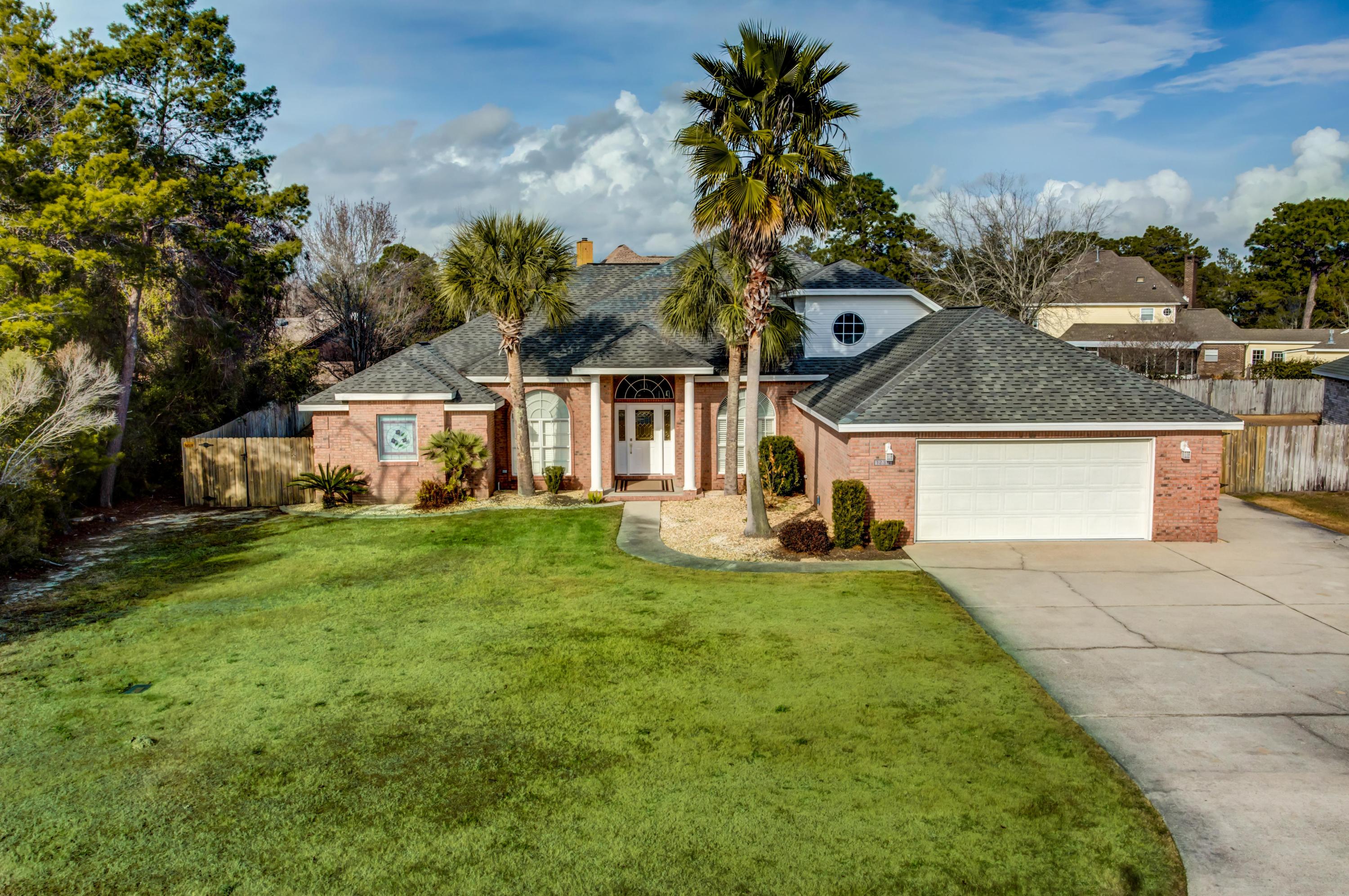 RAINTREE ESTATES - Residential