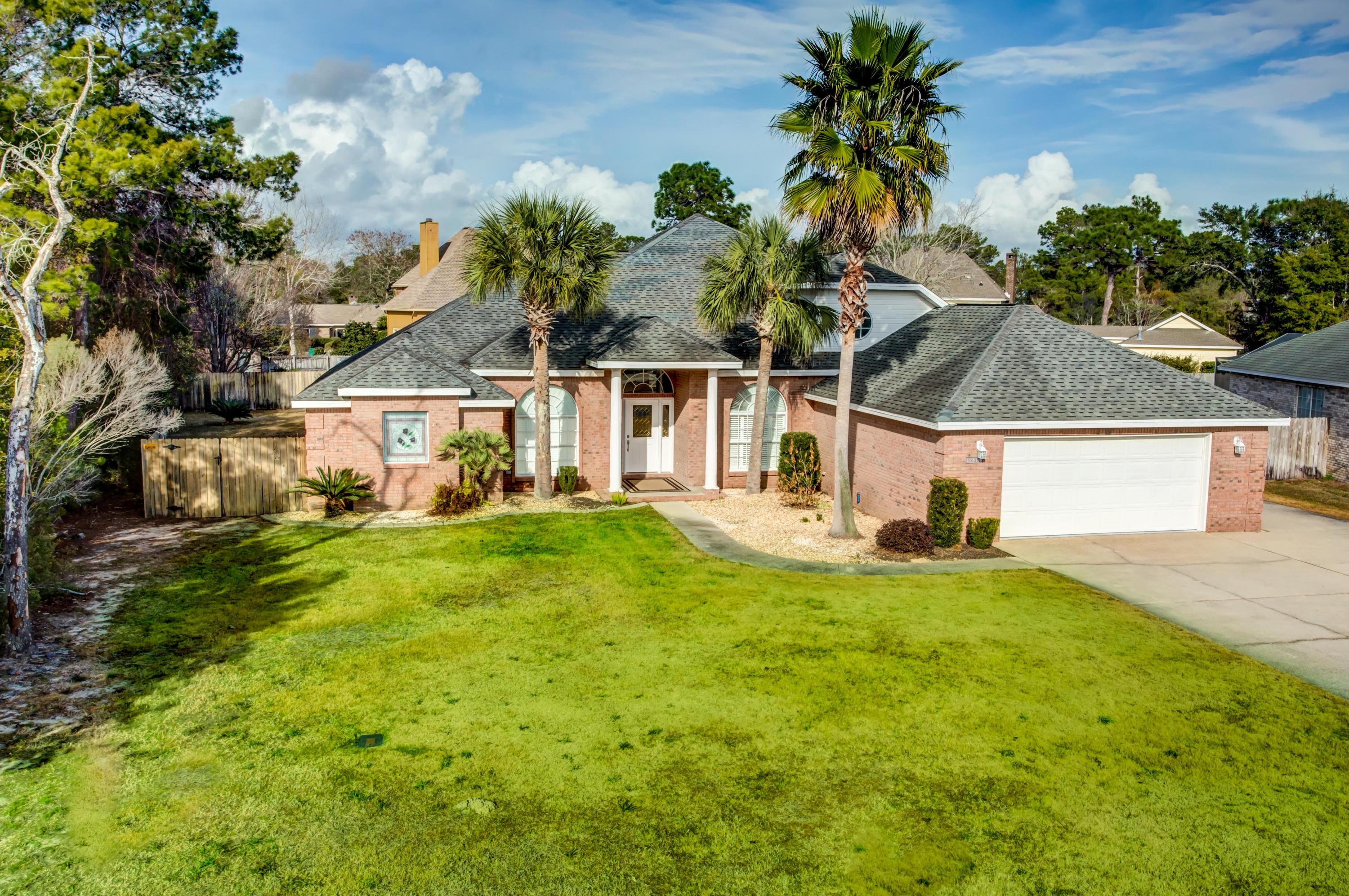 RAINTREE ESTATES - Residential