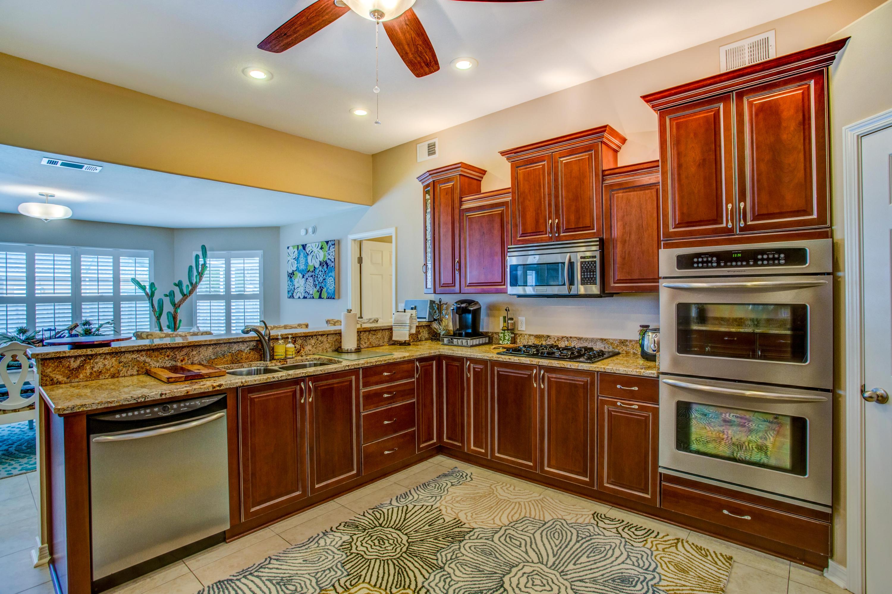 RAINTREE ESTATES - Residential