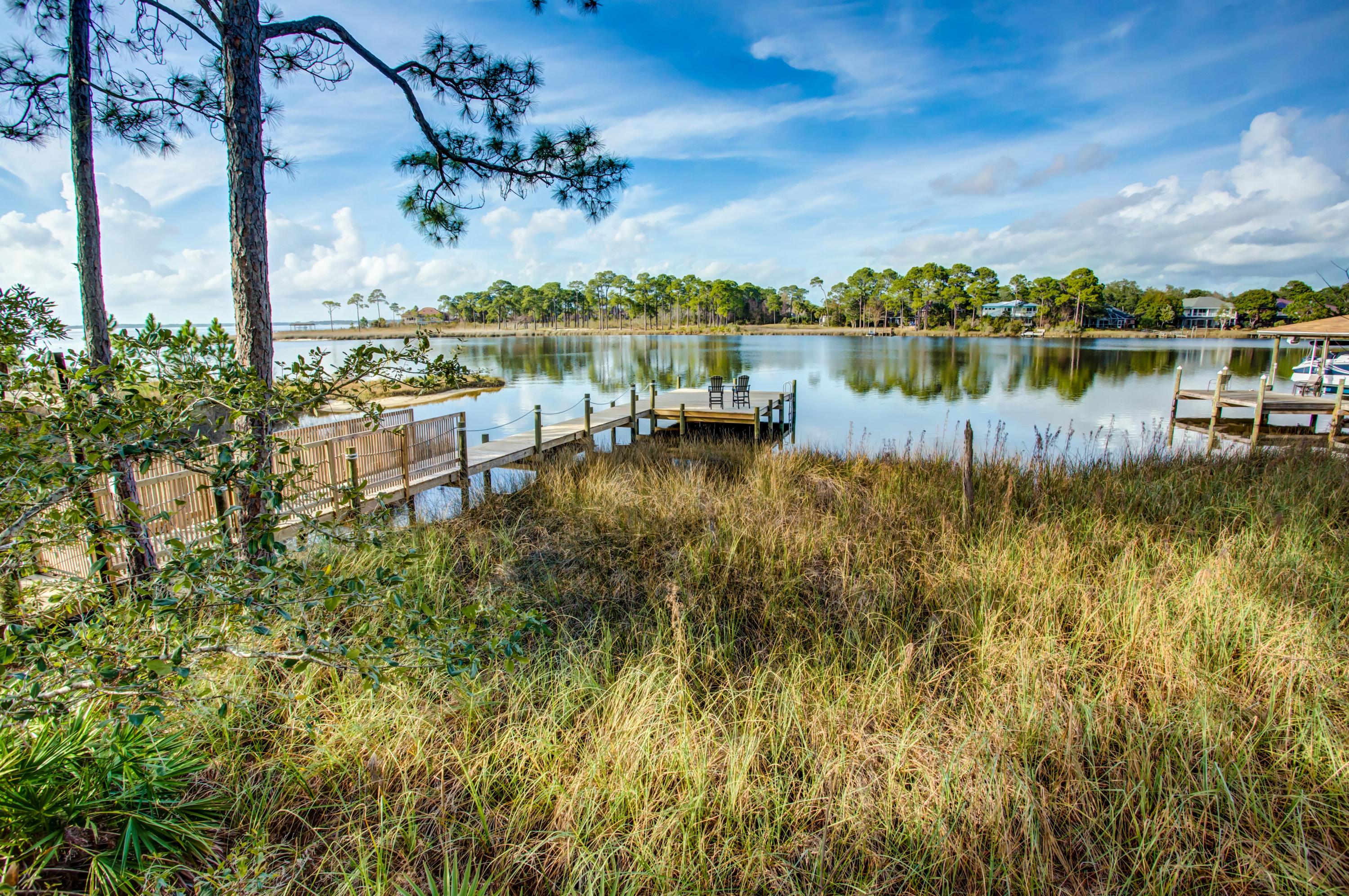 RAINTREE ESTATES - Residential