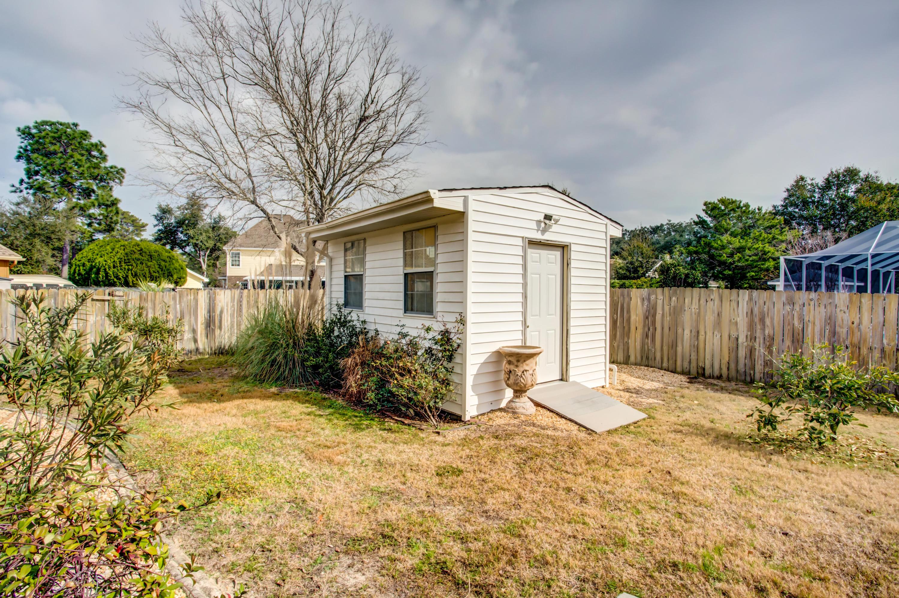 RAINTREE ESTATES - Residential