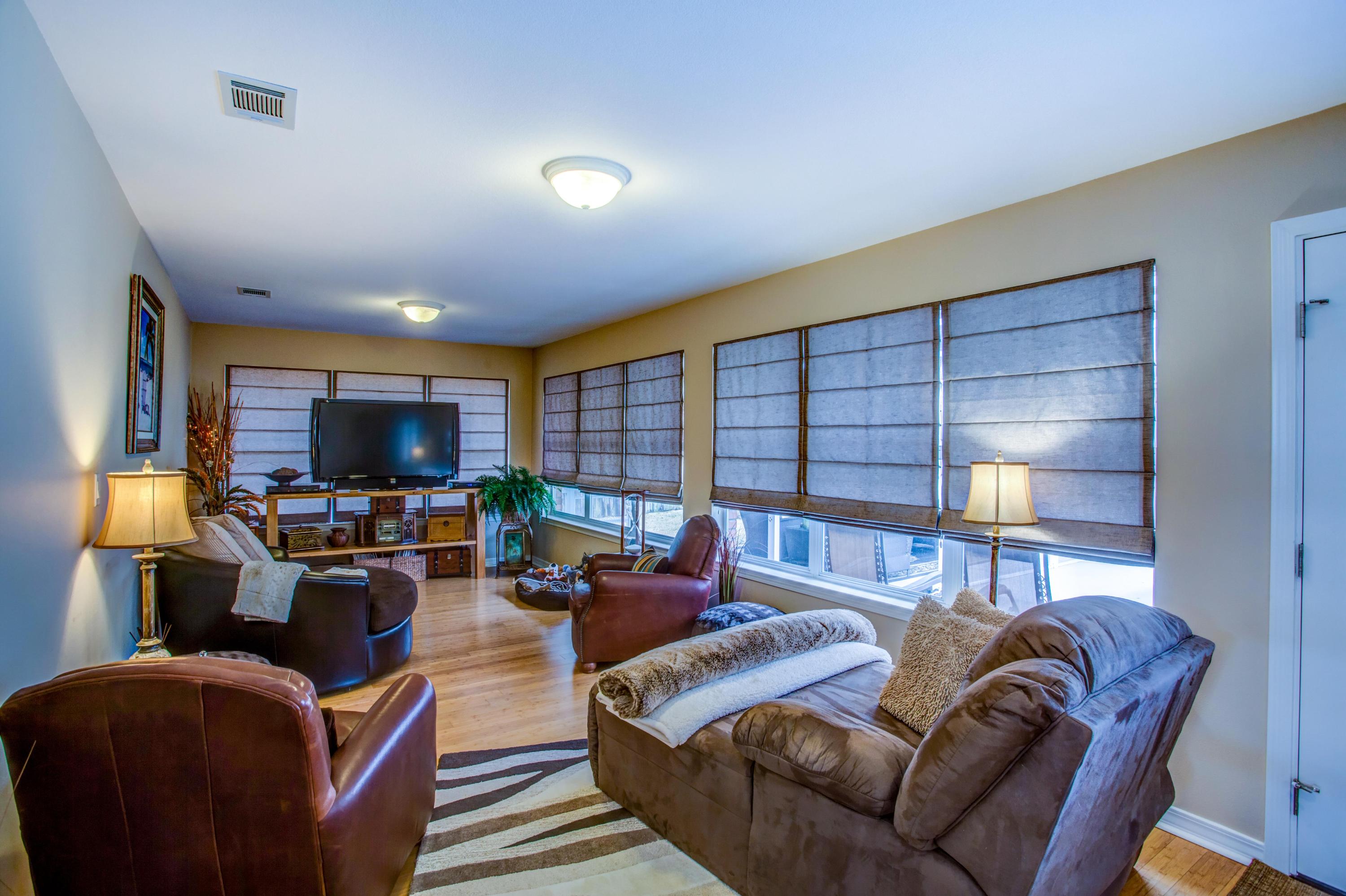 RAINTREE ESTATES - Residential