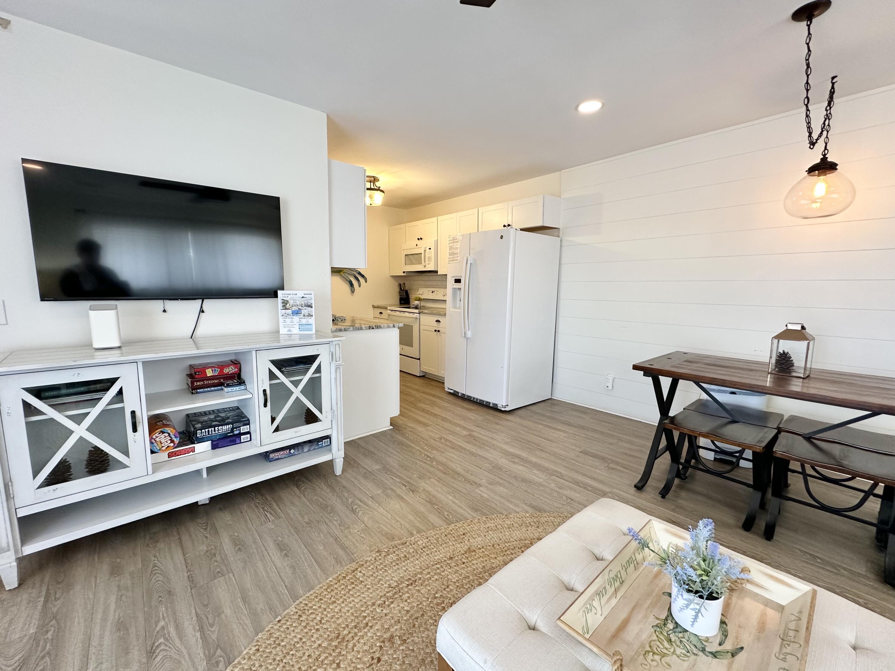 CROSS CREEK CLUB CONDO - Residential