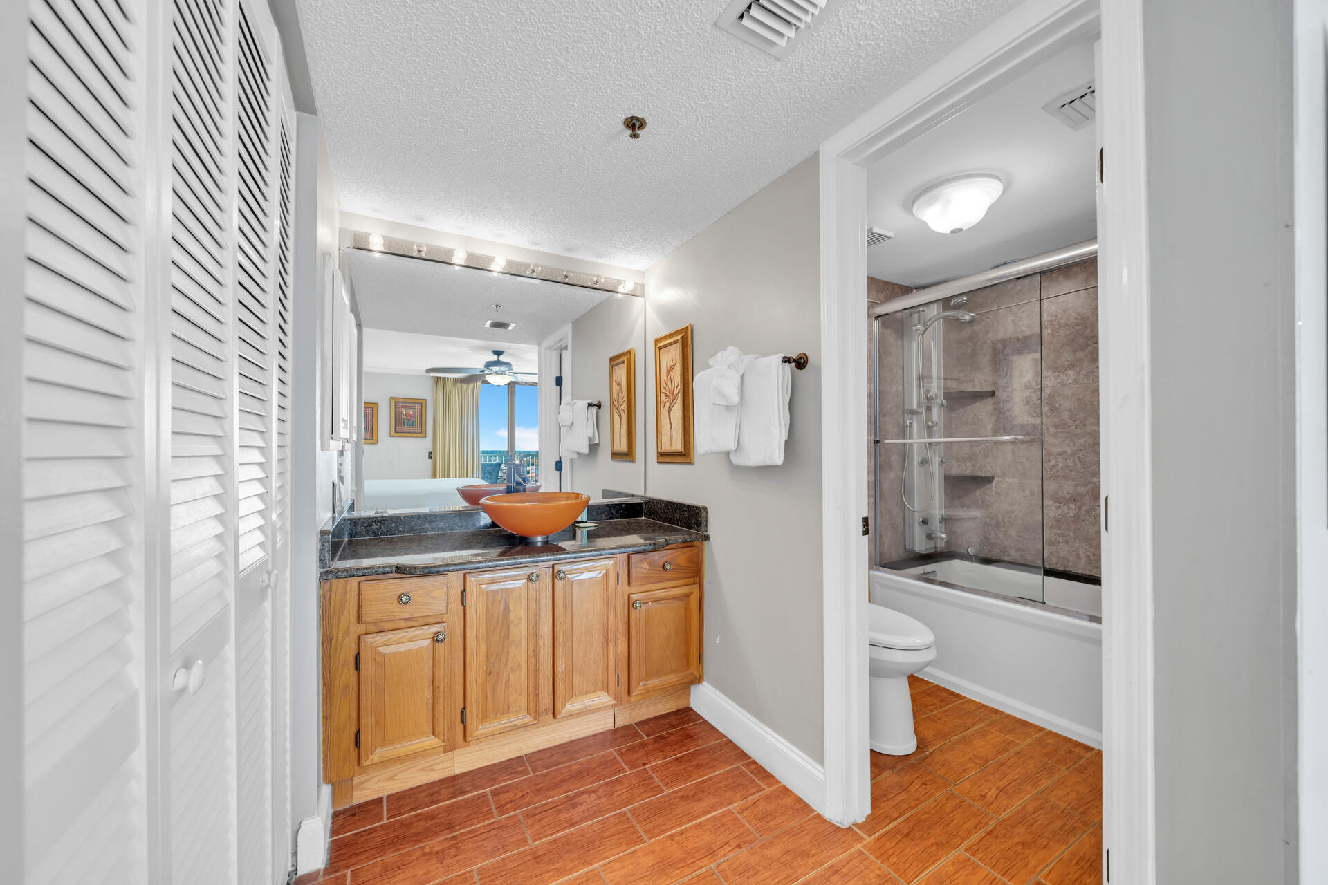 MAINSAIL CONDO PH 3 - Residential