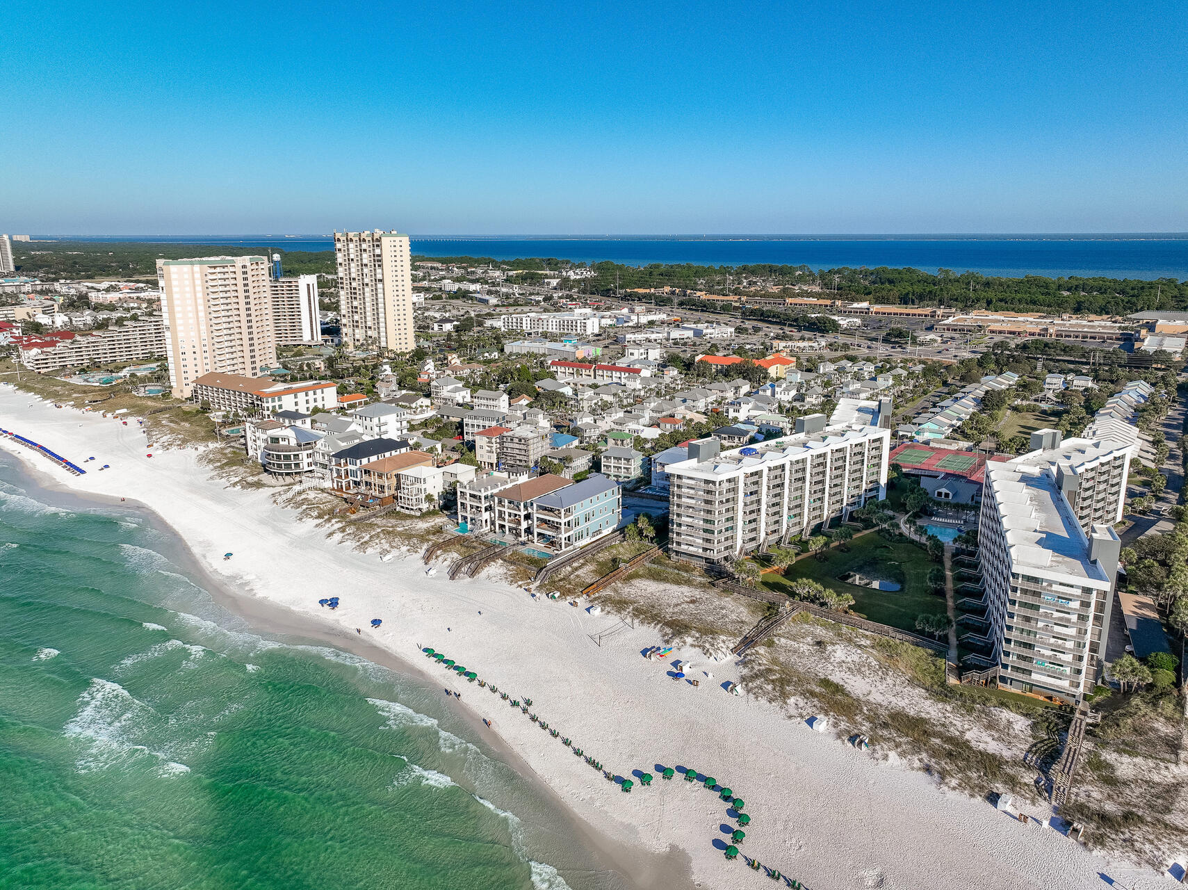 MAINSAIL CONDO PH 3 - Residential