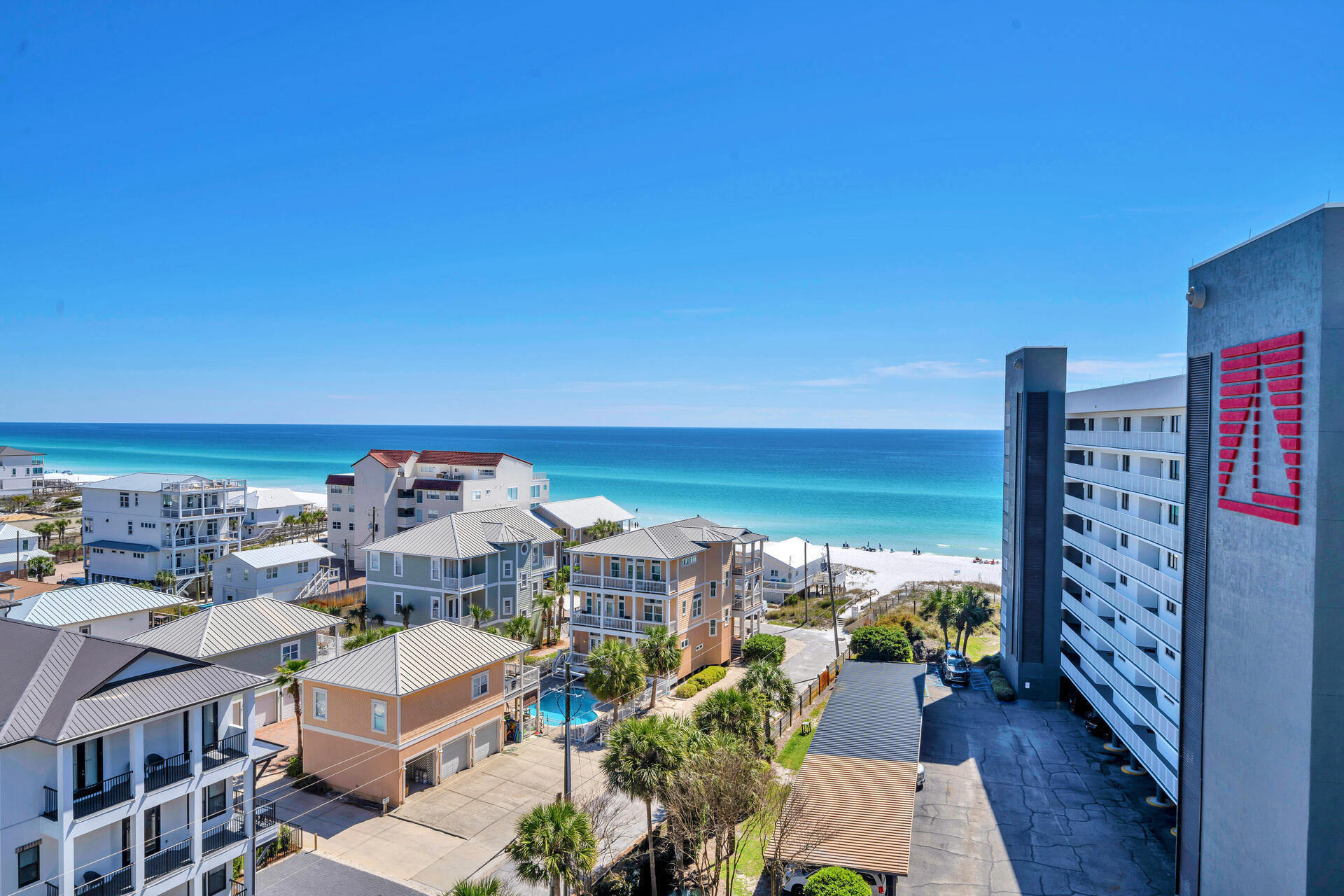 MAINSAIL CONDO PH 3 - Residential