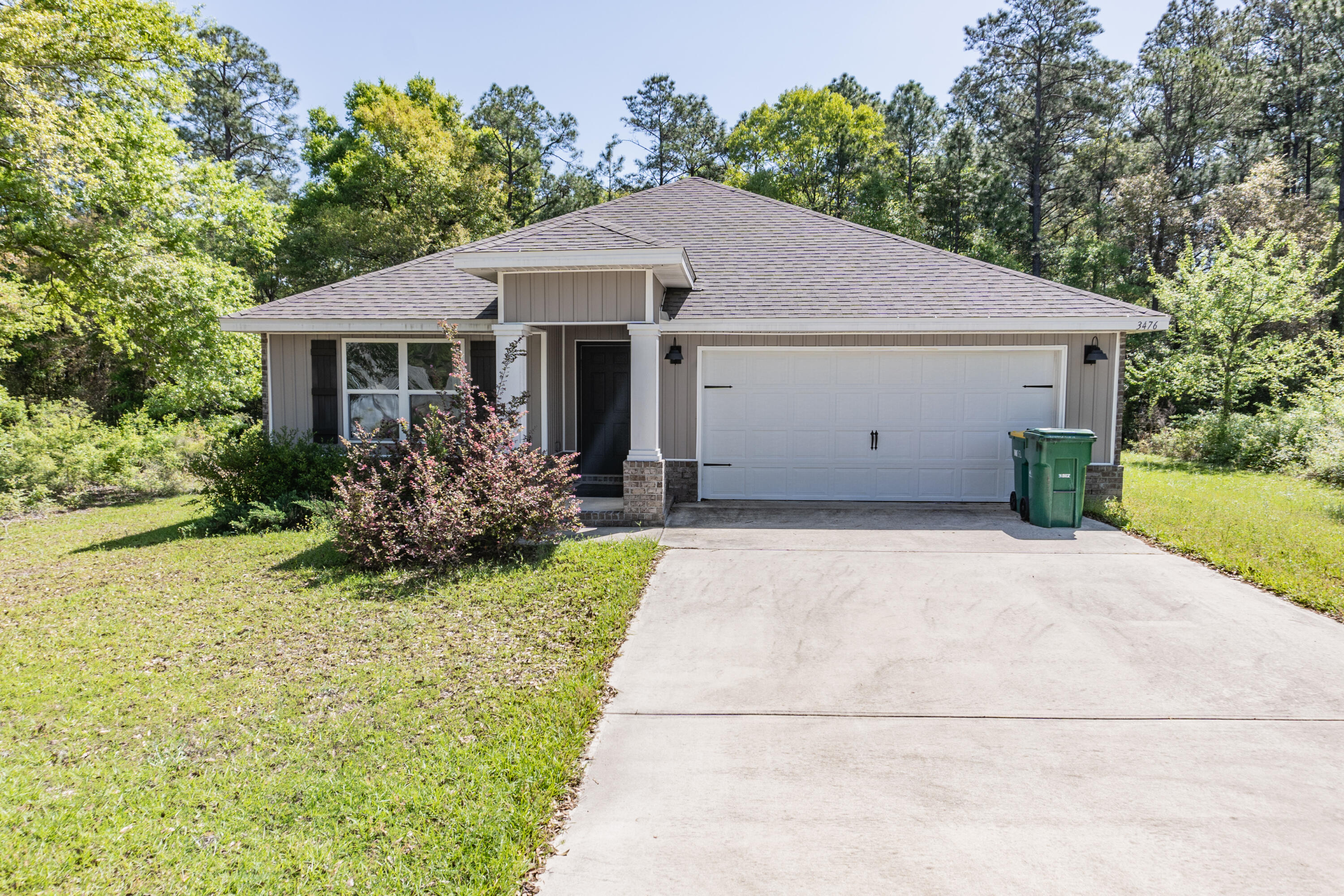 ASHTIN ESTATES - Residential Lease